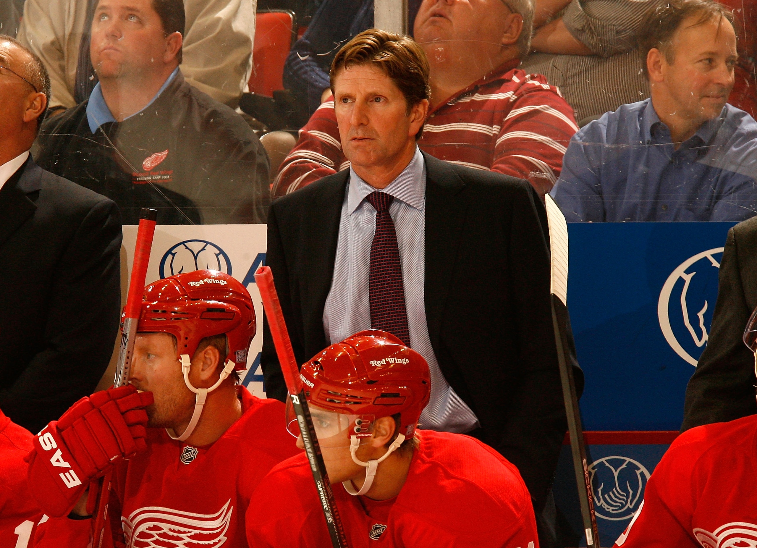 DETROIT - OCTOBER 28:  Head coach Mike Babcock of the Detroit Red Wings watches play against the Phoenix Coyotes during their NHL game at Joe Louis Arena on October 28, 2010 in Detroit, Michigan.(Photo By Dave Sandford/Getty Images)