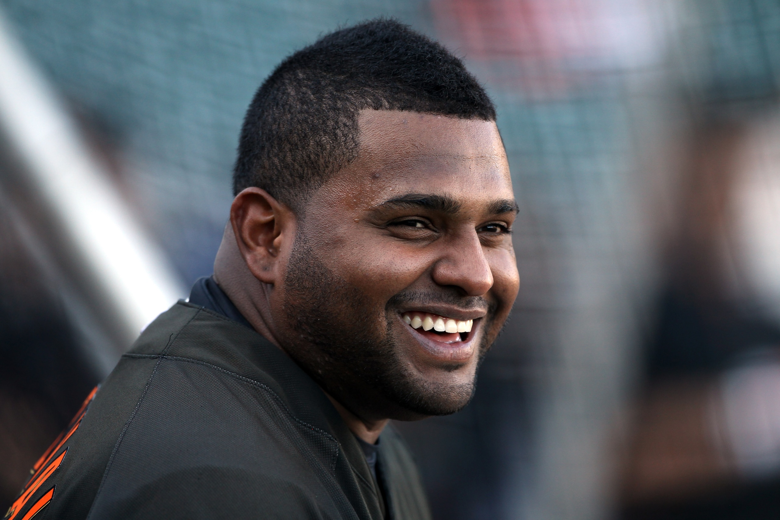 SAN FRANCISCO - OCTOBER 08:  Pablo Sandoval #48 of the San Francisco Giants warms up before their game against the Atlanta Braves in game 2 of the NLDS at AT&T Park on October 8, 2010 in San Francisco, California.  (Photo by Ezra Shaw/Getty Images)