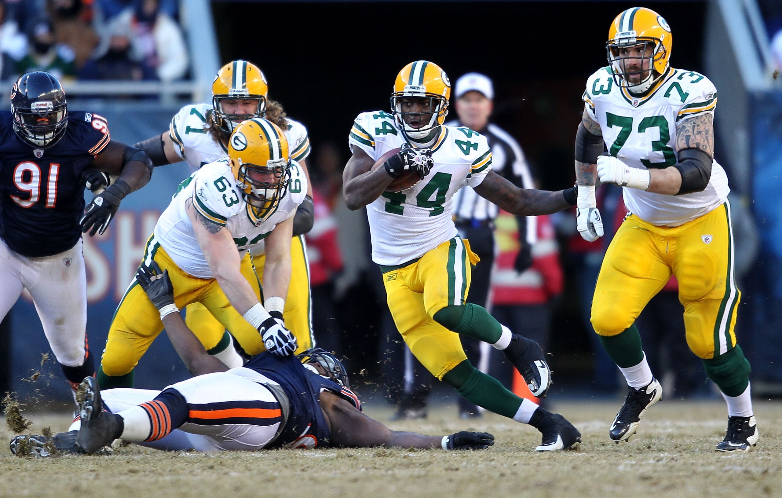 CHICAGO, IL - JANUARY 23: James Starks #44 of the Green Bay Packers runs the ball against the Chicago Bears in the NFC Championship Game at Soldier Field on January 23, 2011 in Chicago, Illinois. (Photo by Andy Lyons/Getty Images) CHICAGO, IL - JANUARY 23: James Starks #44 of the Green Bay Packers runs the ball against the Chicago Bears in the NFC Championship Game at Soldier Field on January 23, 2011 in Chicago, Illinois. (Photo by Andy Lyons/Getty Images)