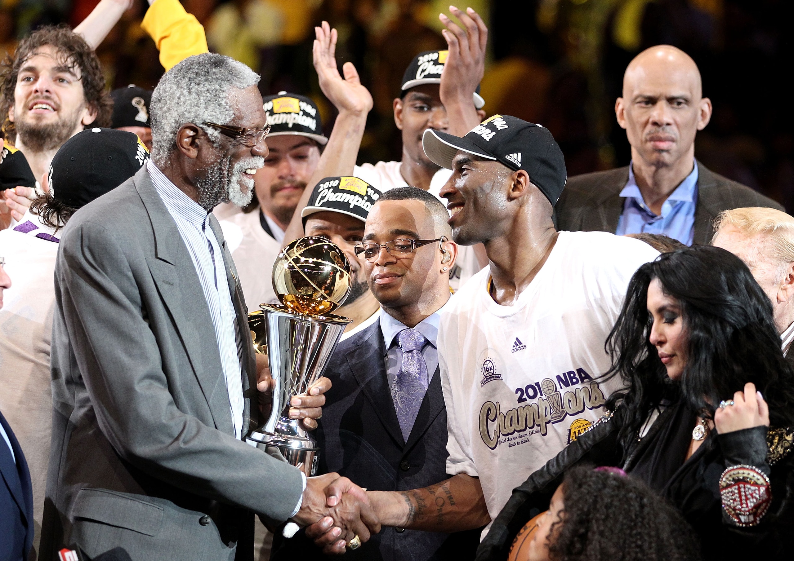LOS ANGELES, CA - JUNE 17: Bill Russell presents the Bill Russell Finals MVP trophy to Kobe Bryant #24 of the Los Angeles Lakers after the Lakers defeated the Boston Celtics in Game Seven of the 2010 NBA Finals at Staples Center on June 17, 2010 in Los A LOS ANGELES, CA - JUNE 17: Bill Russell presents the Bill Russell Finals MVP trophy to Kobe Bryant #24 of the Los Angeles Lakers after the Lakers defeated the Boston Celtics in Game Seven of the 2010 NBA Finals at Staples Center on June 17, 2010 in Los A
