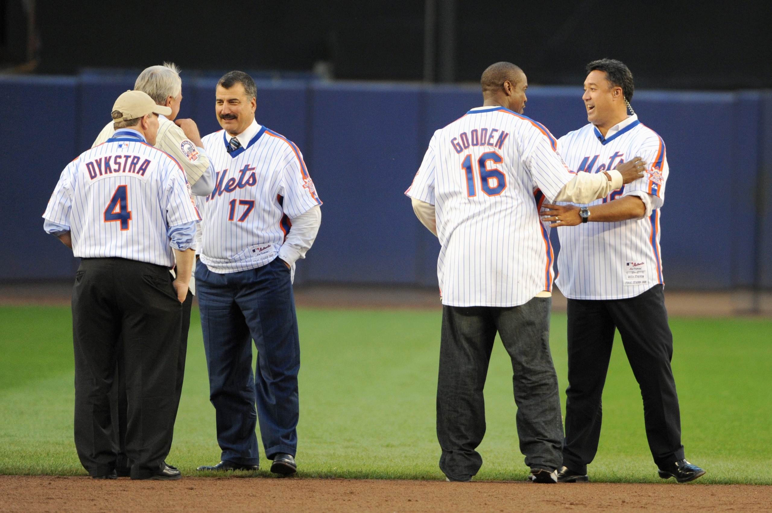NEW YORK - SEPTEMBER 28:  (L-R) Former New York Mets players Lenny Dykstra, Jerry Koosman, Keith Hernandez, Dwight Gooden, Ron Darling greet after the game against the Florida Marlins to commemorate the last regular season baseball game ever played in She