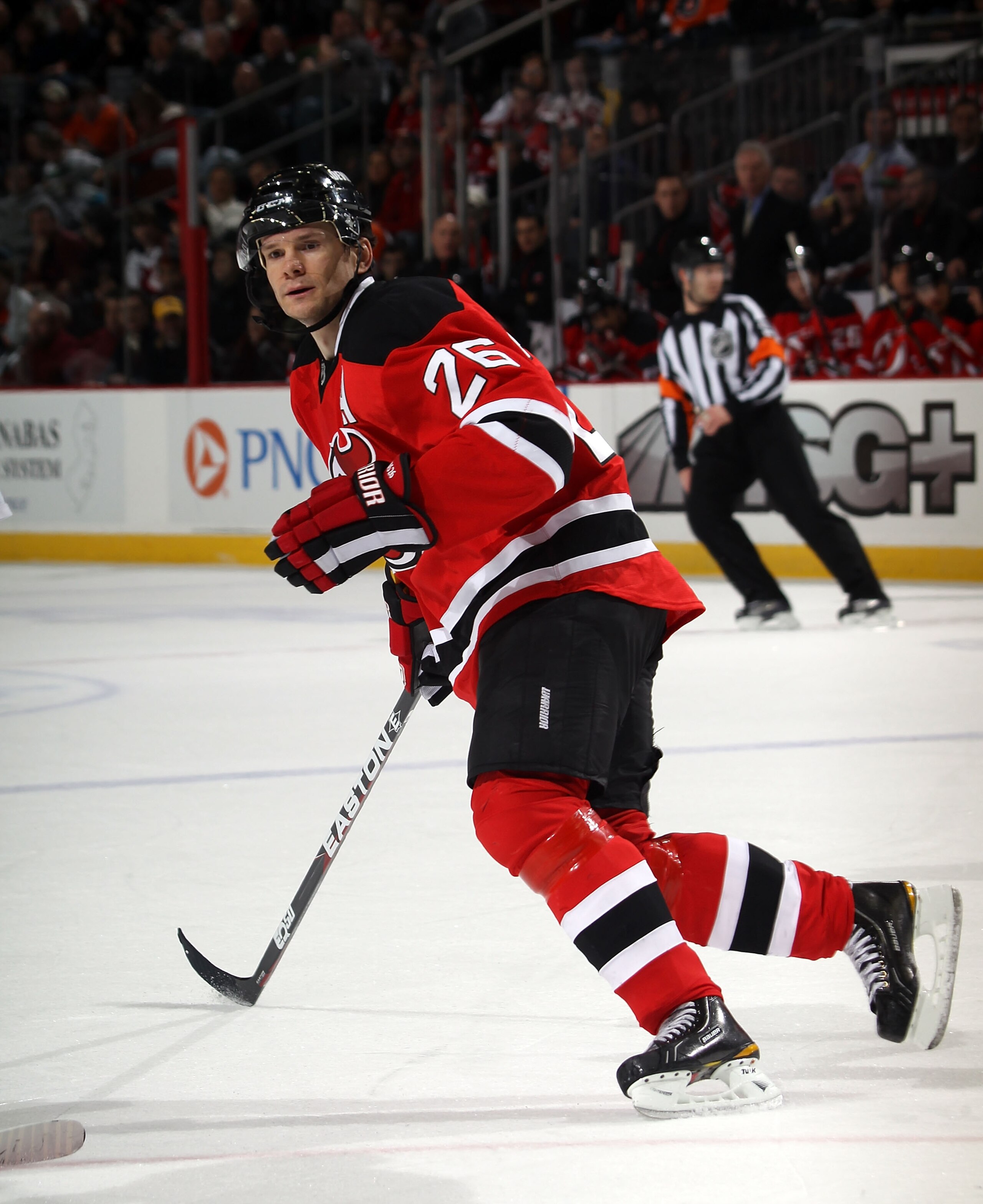 NEWARK, NJ - JANUARY 06:  Patrik Elias #26 of the New Jersey Devils skates against the Philadelphia Flyers at the Prudential Center on January 6, 2011 in Newark, New Jersey.  (Photo by Bruce Bennett/Getty Images)