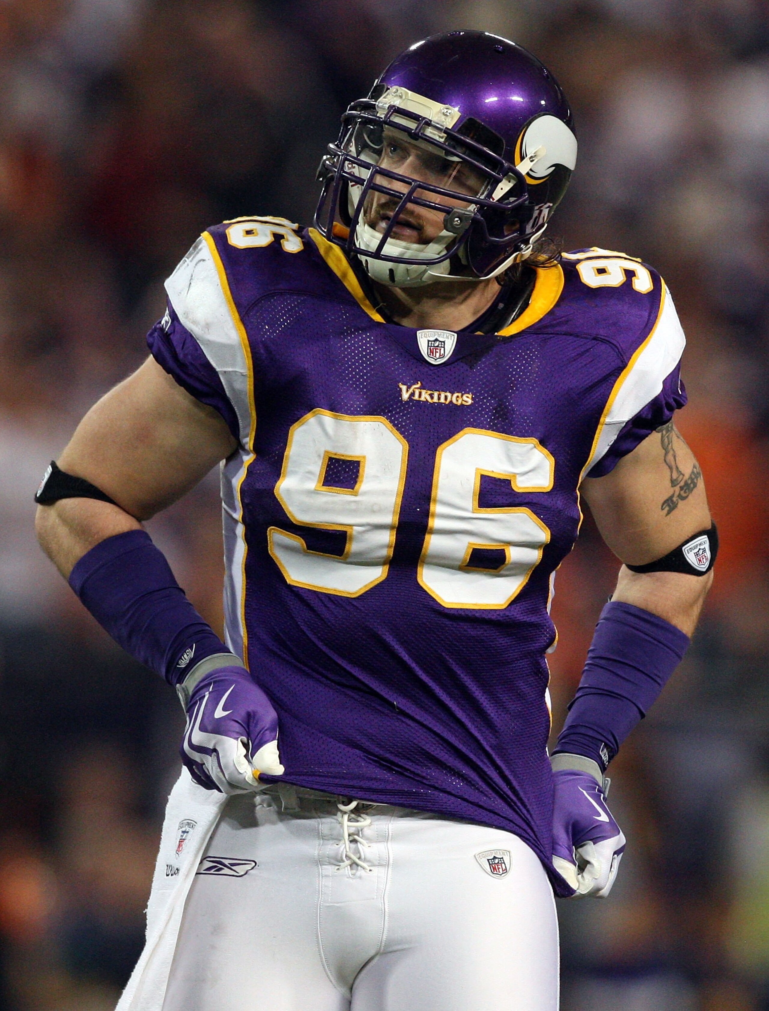 MINNEAPOLIS, MN - DECEMBER 13:  Brian Robison #96 of the Minnesota Vikings looks on against the Cincinnati Bengals on December 13, 2009 at Hubert H. Humphrey Metrodome in Minneapolis, Minnesota.  (Photo by Jim McIsaac/Getty Images)