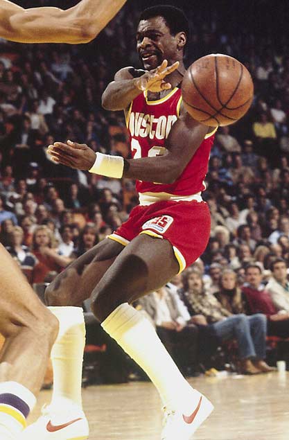 Houston Rockets - #TBT 1991: Rockets legend Hakeem Olajuwon