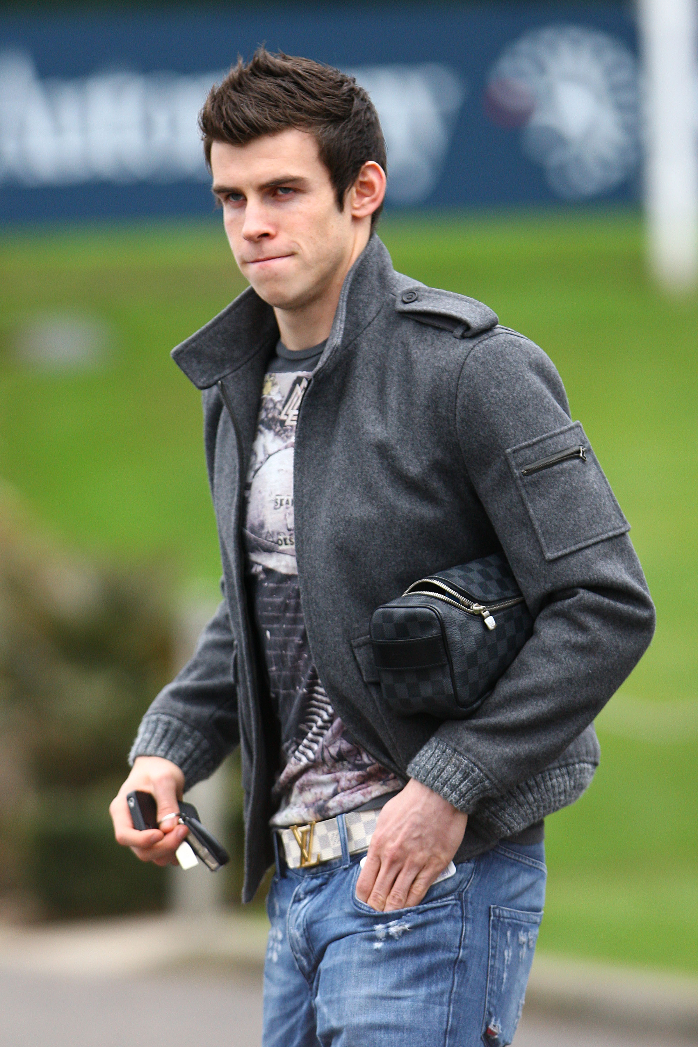 CHIGWELL, UNITED KINGDOM - JANUARY 11: Gareth Bale leaving Tottenham Hotspur's training complex on January 11, 2011 in Chigwell, England. (Photo by Neil Mockford/Getty Images)