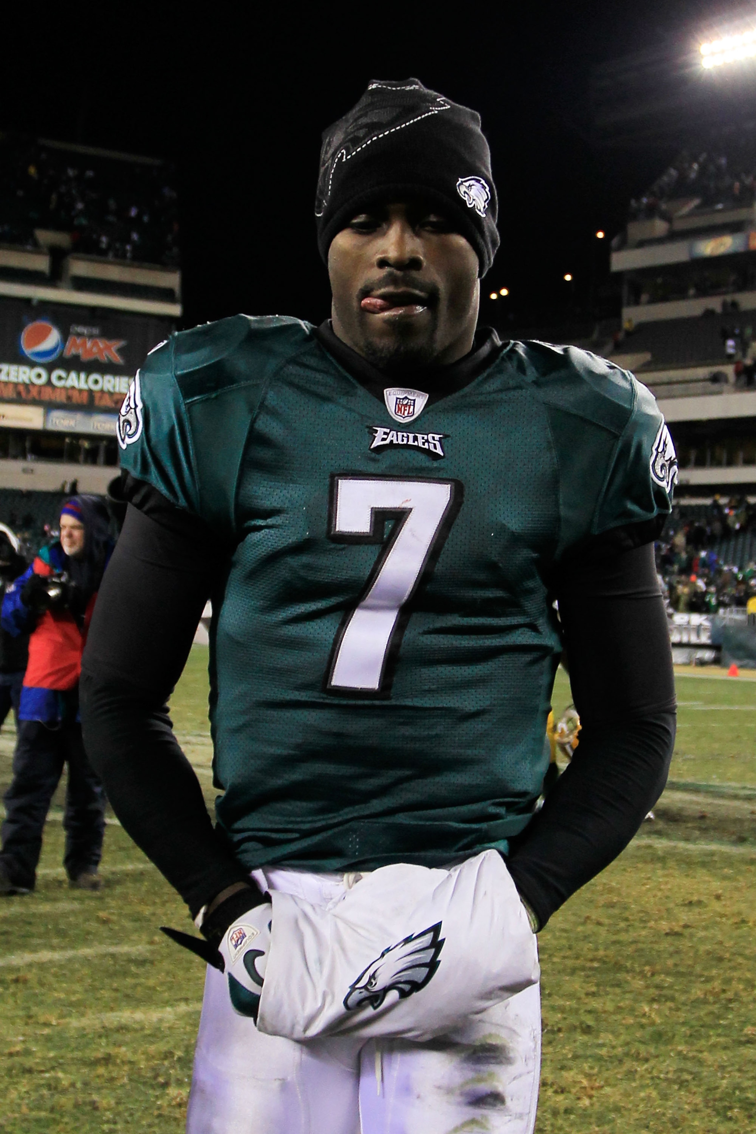 PHILADELPHIA, PA - JANUARY 09: Michael Vick #7 of the Philadelphia Eagles reacts after their 21 to 16 loss to the Green Bay Packers during the 2011 NFC wild card playoff game at Lincoln Financial Field on January 9, 2011 in Philadelphia, Pennsylvania. ( PHILADELPHIA, PA - JANUARY 09: Michael Vick #7 of the Philadelphia Eagles reacts after their 21 to 16 loss to the Green Bay Packers during the 2011 NFC wild card playoff game at Lincoln Financial Field on January 9, 2011 in Philadelphia, Pennsylvania. (