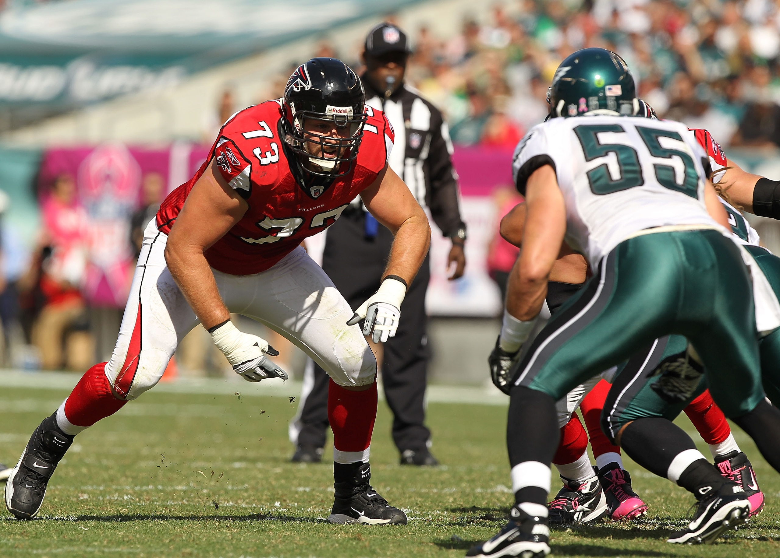 PHILADELPHIA - OCTOBER 17: Harvey Dahl #73 of the Atlanta Falcons in action against Stewart Bradley #55 of the Philadelphia Eagles during their game at Lincoln Financial Field on October 17, 2010 in Philadelphia, Pennsylvania. (Photo by Al Bello/Getty I PHILADELPHIA - OCTOBER 17: Harvey Dahl #73 of the Atlanta Falcons in action against Stewart Bradley #55 of the Philadelphia Eagles during their game at Lincoln Financial Field on October 17, 2010 in Philadelphia, Pennsylvania. (Photo by Al Bello/Getty I