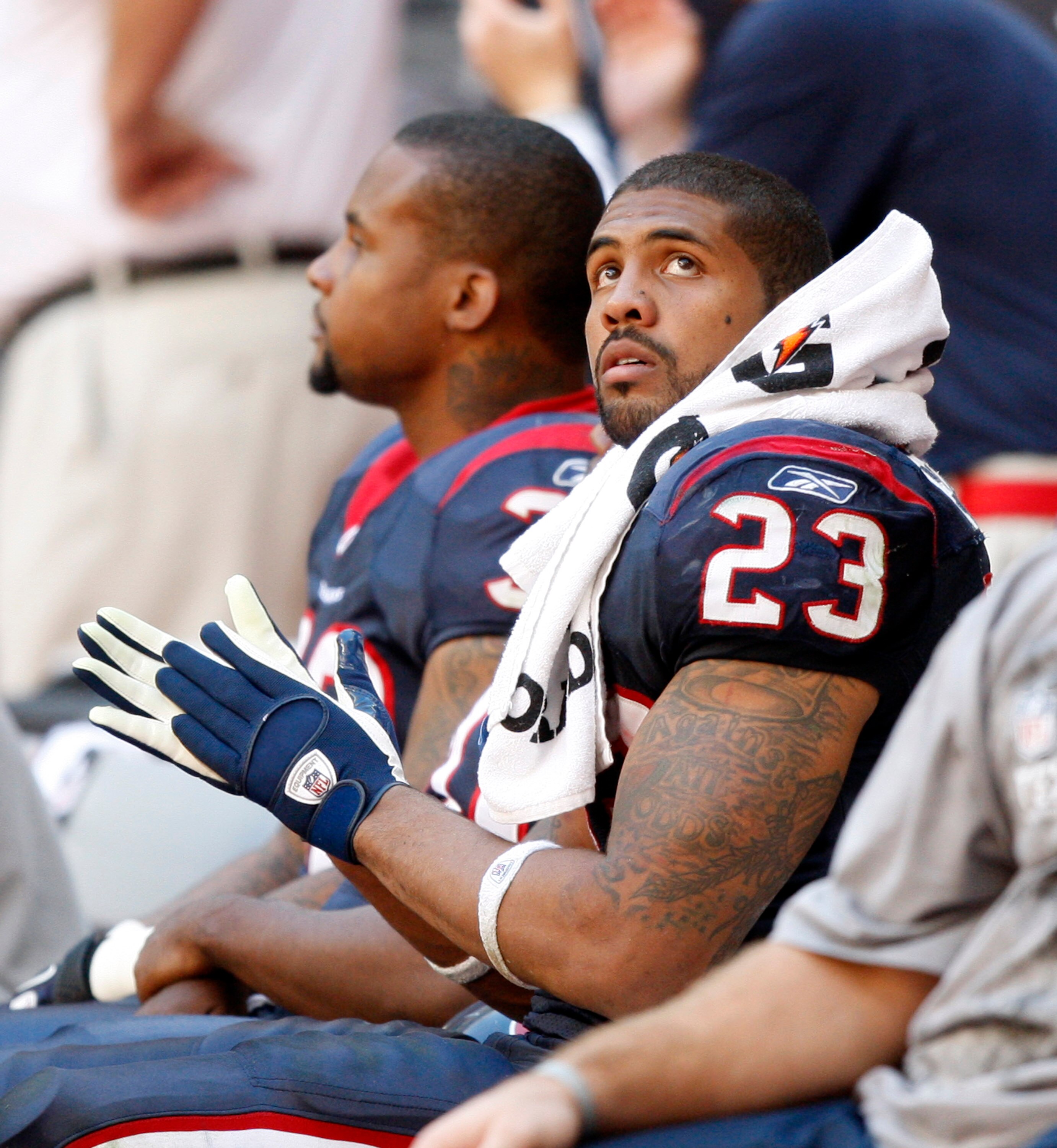 HOUSTON - NOVEMBER 07:  Running back Arian Foster #23 of the Houston Texans looks up at the scoreboard in the fourth quarter against the San Diego Chargers at Reliant Stadium on November 7, 2010 in Houston, Texas.  (Photo by Bob Levey/Getty Images)