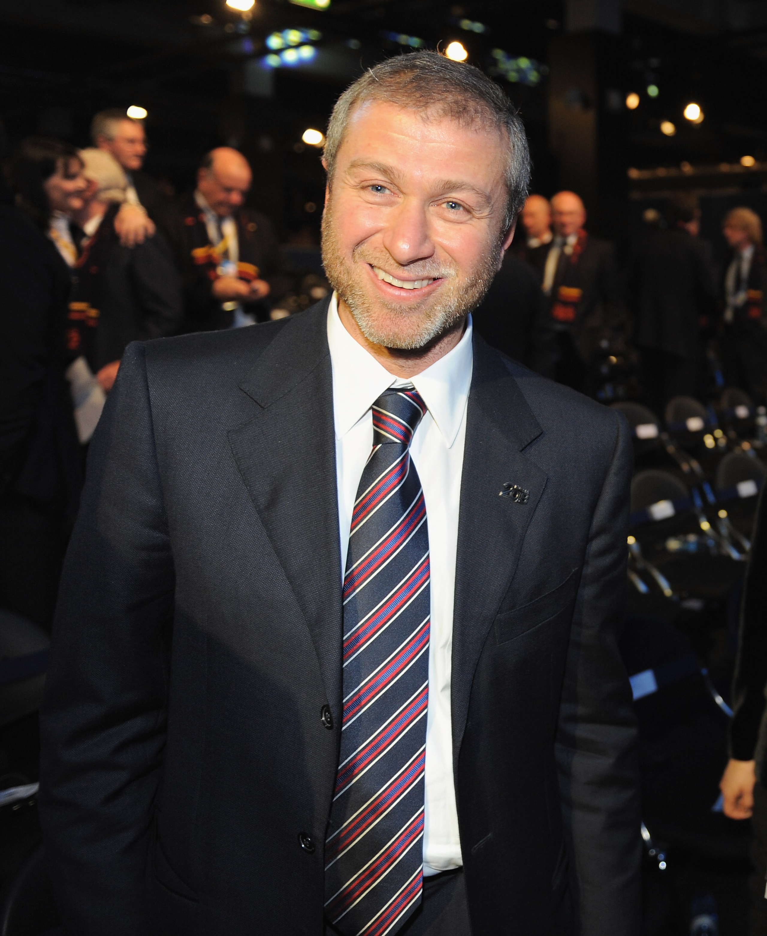 ZURICH, SWITZERLAND - DECEMBER 02: Roman Abramovich of the winning Russia bid during the FIFA World Cup 2018 & 2022 Host Announcement on December 2, 2010 in Zurich, Switzerland. (Photo by Michael Regan/Getty Images) ZURICH, SWITZERLAND - DECEMBER 02: Roman Abramovich of the winning Russia bid during the FIFA World Cup 2018 & 2022 Host Announcement on December 2, 2010 in Zurich, Switzerland. (Photo by Michael Regan/Getty Images)