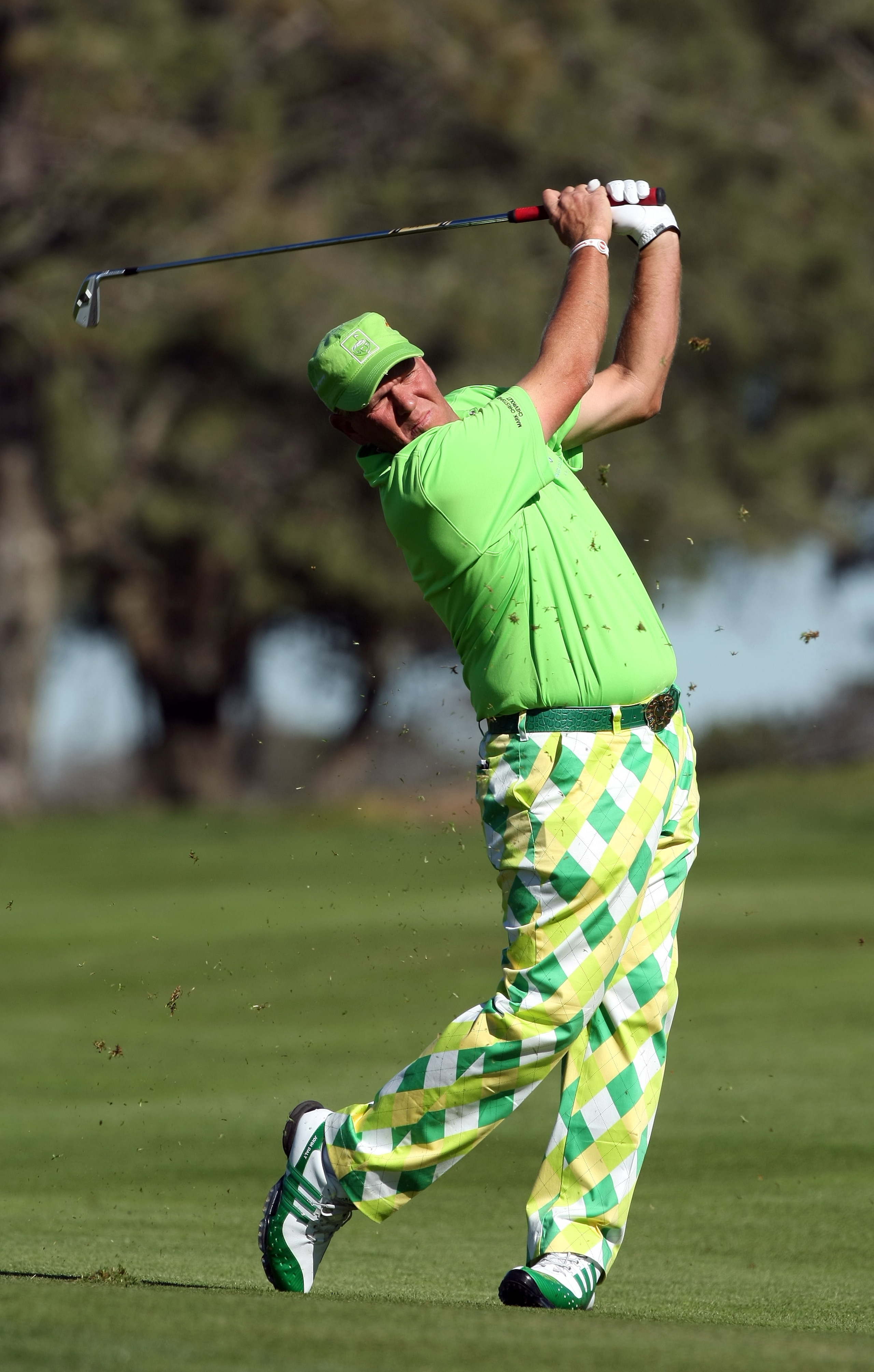 LA JOLLA, CA - JANUARY 28: John Daly hits of the 14th fairway during the second round of the Farmers Insurance Open at Torrey Pines on January 28, 2011 in La Jolla, California. (Photo by Donald Miralle/Getty Images)