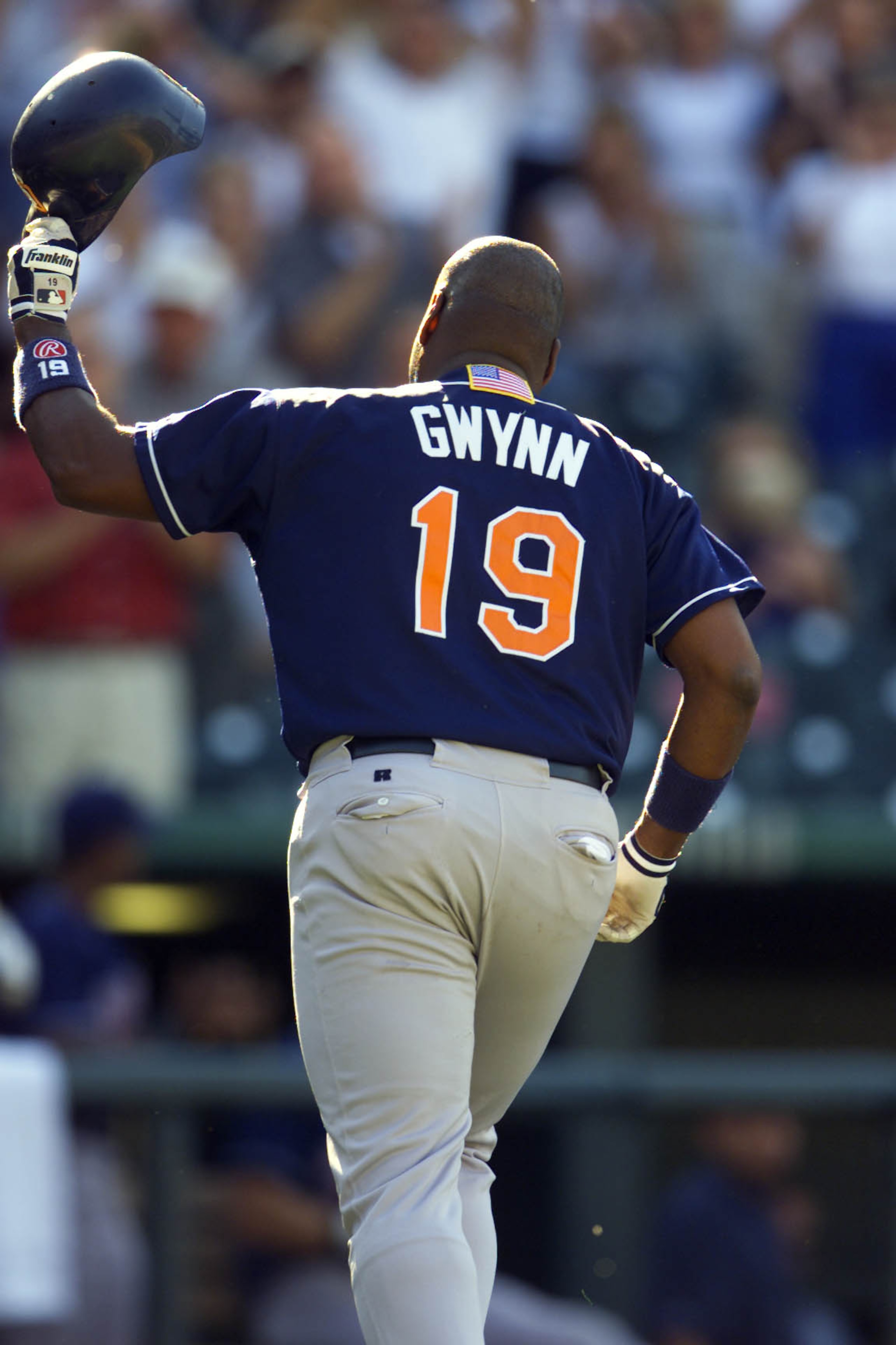 27 Sep 2001: Tony Gwynn of the San Diego Padres tips his helmet to the cheers of the crowd, after hitting a single against the Colorado Rockies during the game at Coors Field in Denver, Colorado. The Rockies won 13-9 . DIGITAL IMAGE. Mandatory Credit: Bri