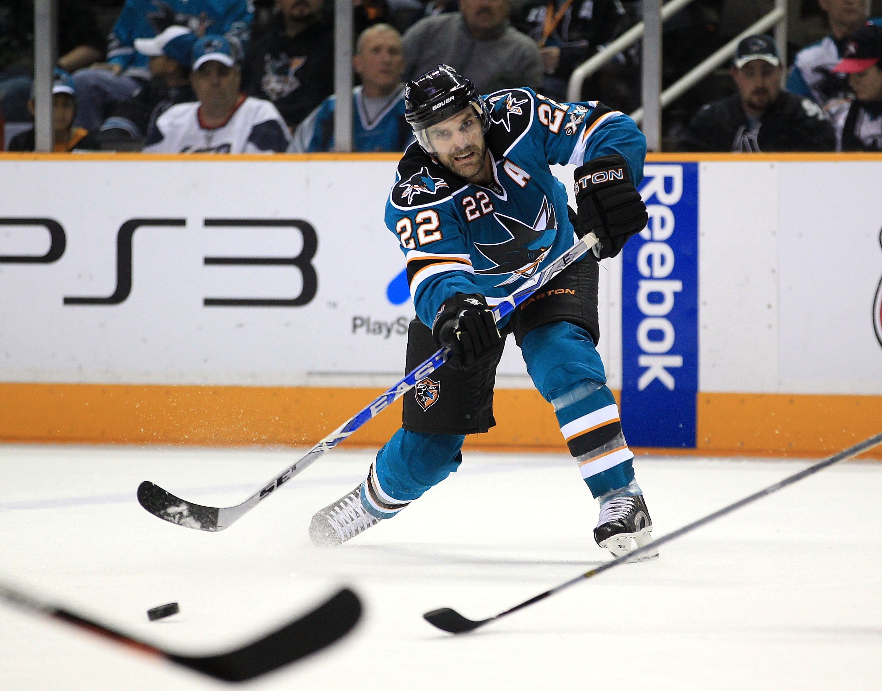 SAN JOSE, CA - DECEMBER 21:  Dan Boyle #22 of the San Jose Sharks in action against the Edmonton Oilers at HP Pavilion on December 21, 2010 in San Jose, California.  (Photo by Ezra Shaw/Getty Images)