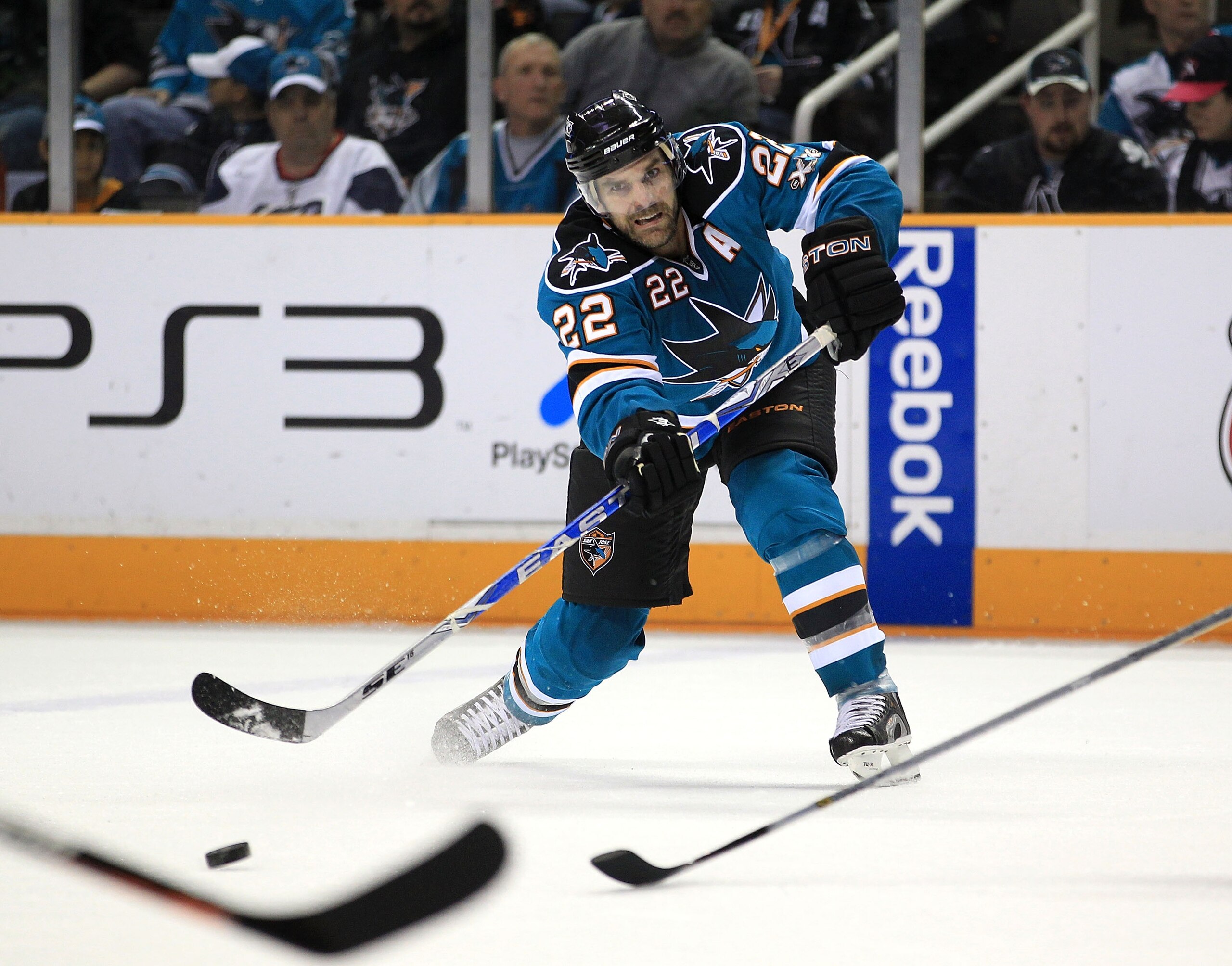 SAN JOSE, CA - DECEMBER 21:  Dan Boyle #22 of the San Jose Sharks in action against the Edmonton Oilers at HP Pavilion on December 21, 2010 in San Jose, California.  (Photo by Ezra Shaw/Getty Images)