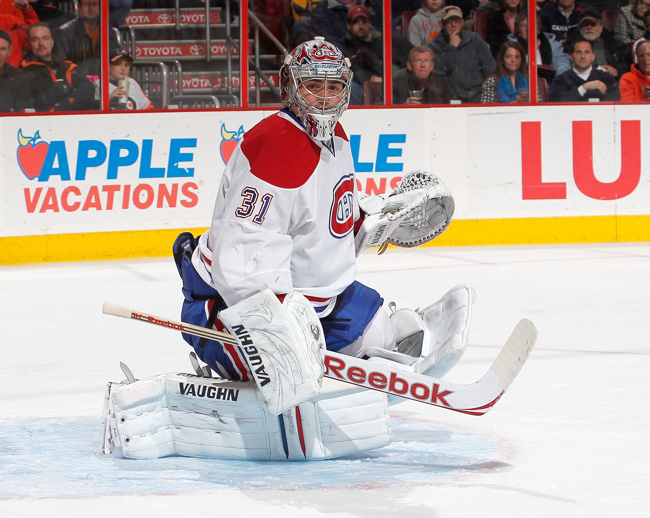 PHILADELPHIA, PA - JANUARY 25:  Goalie Carey Price #31 of the Montreal Canadiens makes a save in an NHL hockey game against the Philadelphia Flyers at the Wells Fargo Center on January 25, 2011 in Philadelphia, Pennsylvania.  (Photo by Paul Bereswill/Gett