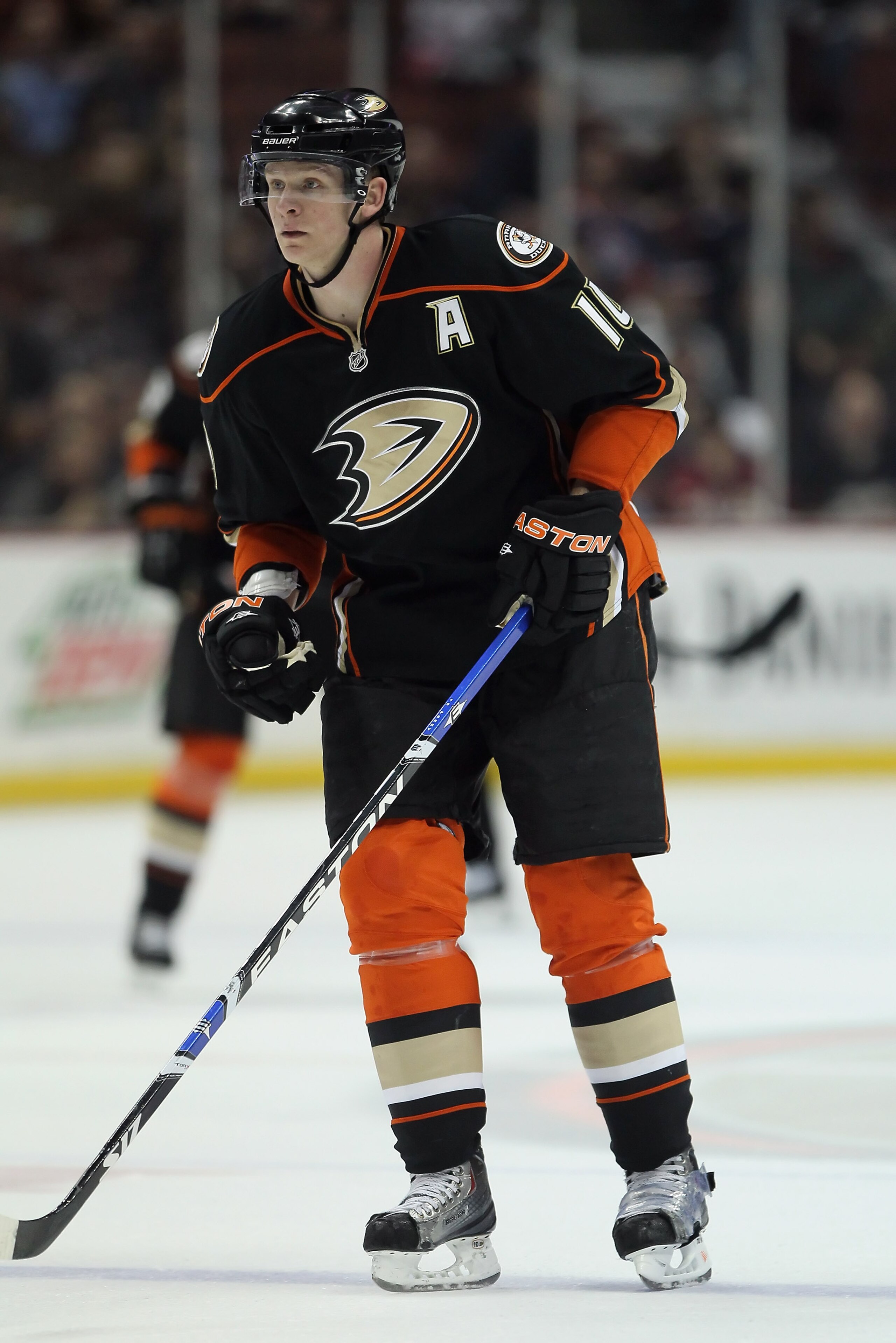 ANAHEIM, CA - JANUARY 16:  Corey Perry #10 of the Anaheim Ducks skates against the Edmonton Oilers at the Honda Center on January 16, 2011 in Anaheim, California.  (Photo by Jeff Gross/Getty Images)