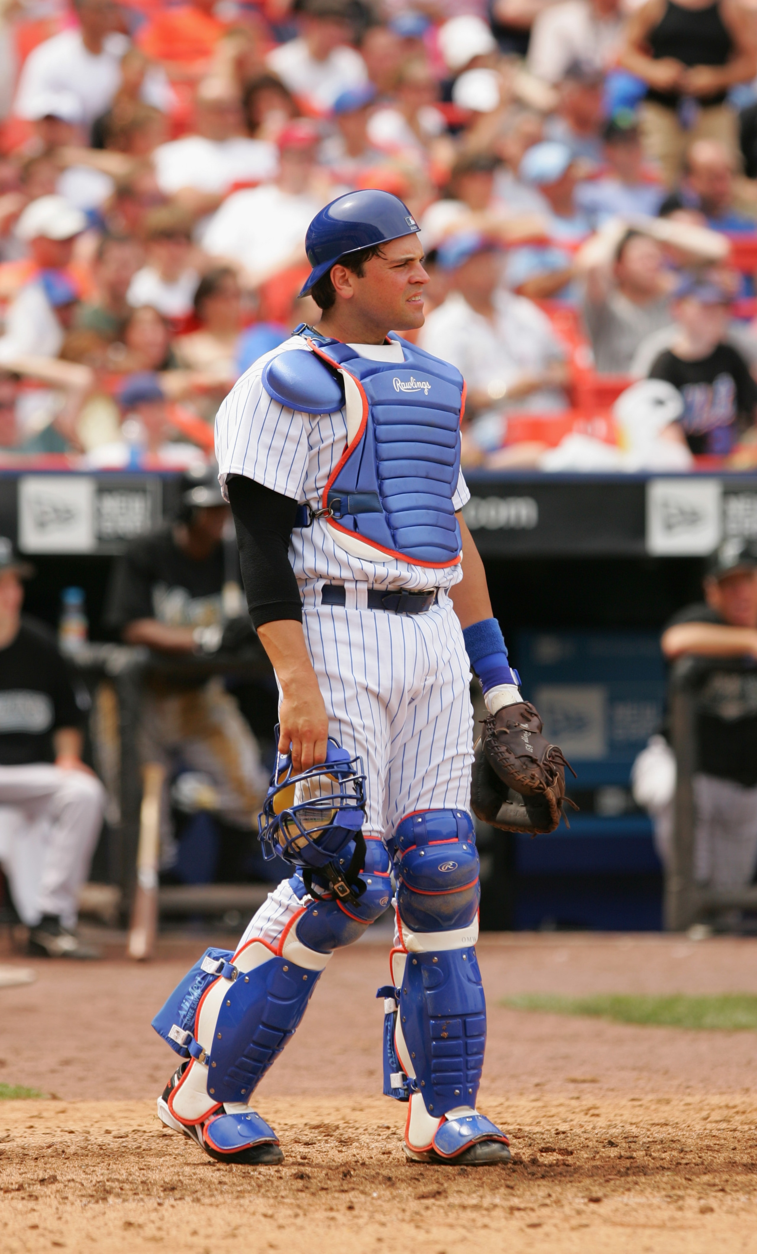FLUSHING, NY - JULY 2:  Catcher Mike Piazza #31 of the New York Mets is on the field during the game against the Florida Marlins at Shea Stadium on July 2, 2005 in Flushing, New York. The Marlins won 7-3. (Photo by Ezra Shaw/Getty Images)