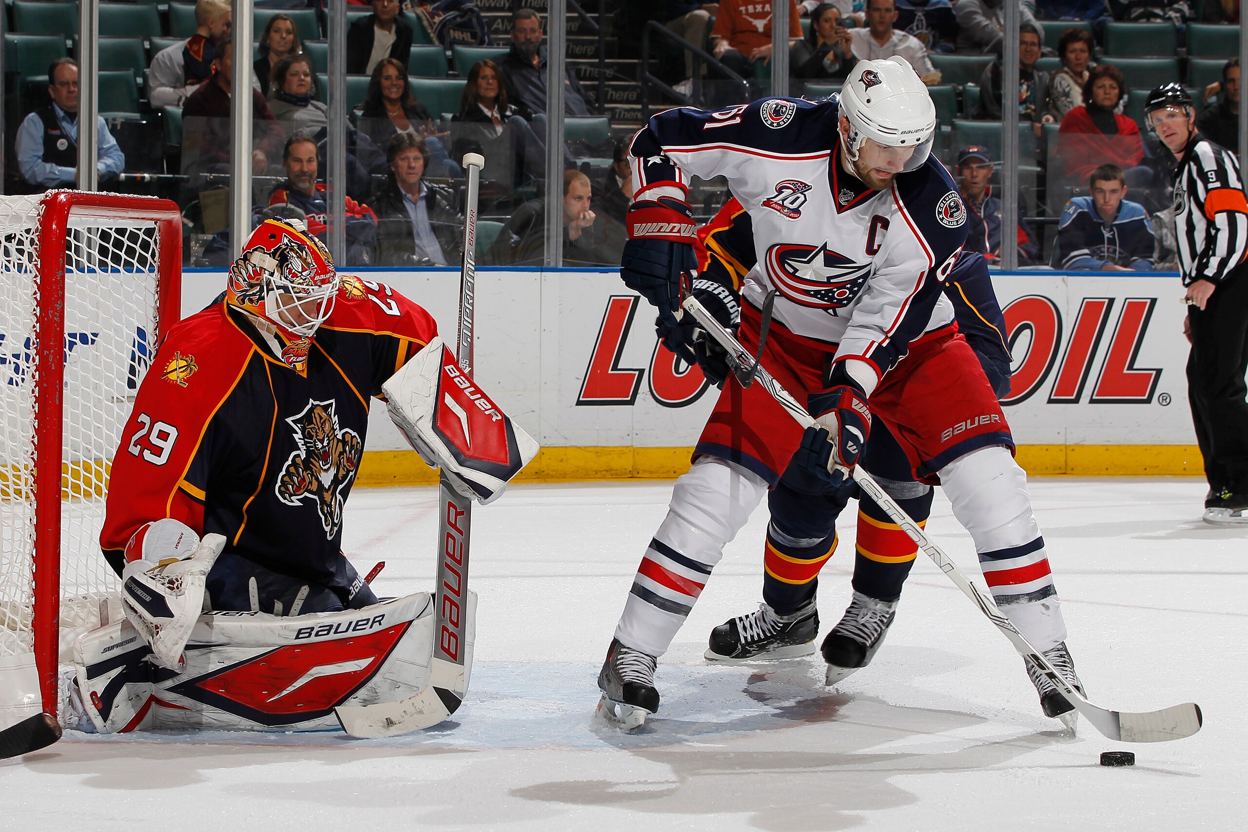 SUNRISE, FL - JANUARY 19: Goaltender Tomas Vokoun #29 of the Florida Panthers stops a shot by Rick Nash #61 of the Columbus Blue Jackets on January 19, 2011 at the BankAtlantic Center in Sunrise, Florida. (Photo by Joel Auerbach/Getty Images)