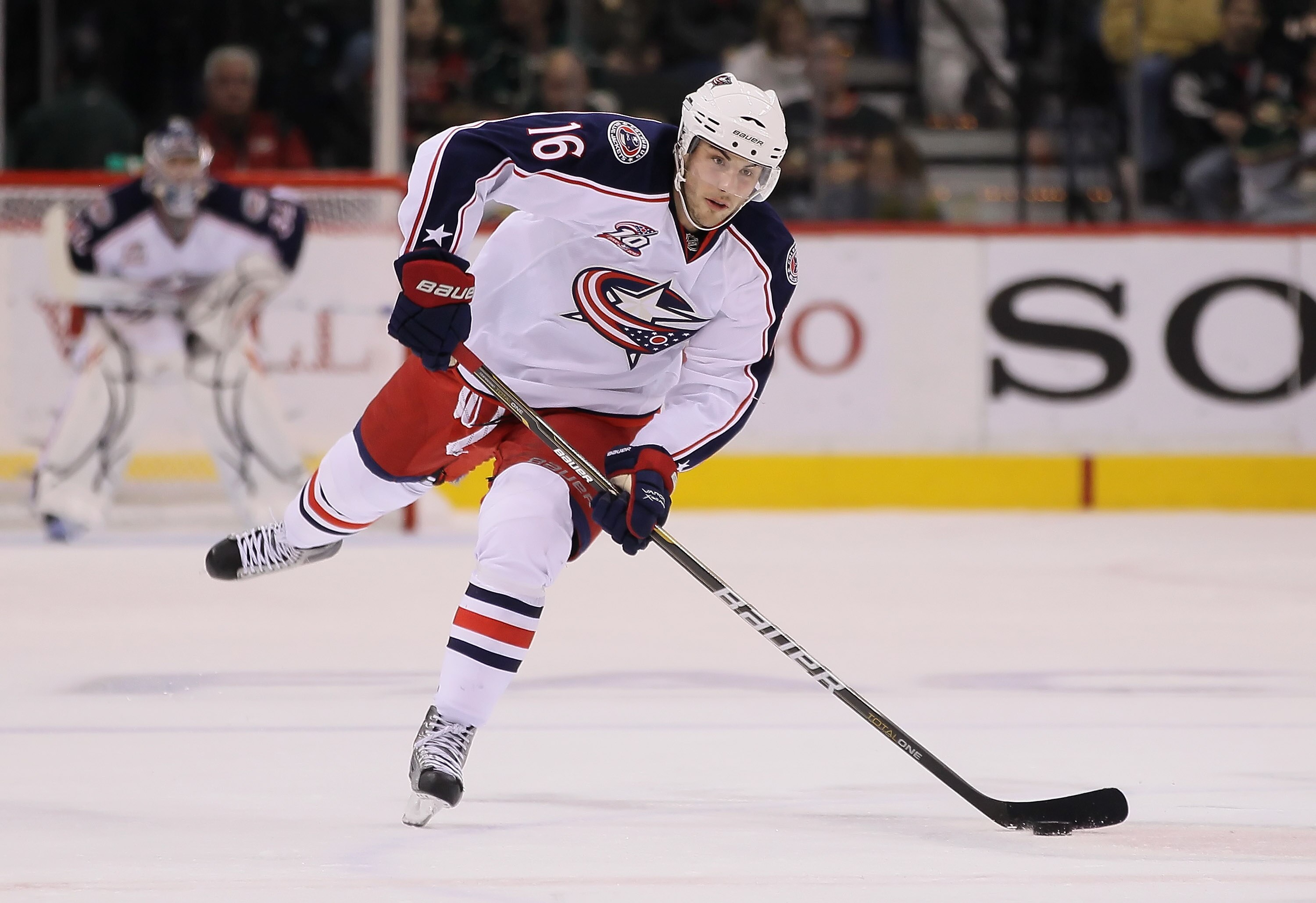 ST PAUL, MN - OCTOBER 16:  Derick Brassard #16 of the Columbus Blue Jackets skates against the Minnesota Wild at Xcel Energy Center on October 16, 2010 in St Paul, Minnesota.  (Photo by Jeff Gross/Getty Images)