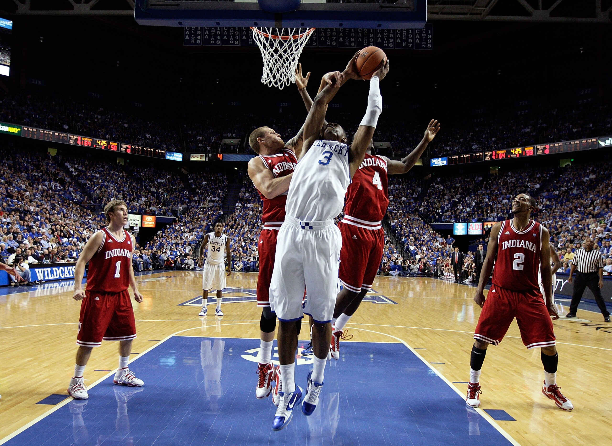 LEXINGTON, KY - DECEMBER 11:  Terrence Jones #3  of the Kentucky Wildcats battles for a rebound during the 81-62 victory over the Indiana Hoosiers on December 11, 2010 in Lexington, Kentucky.  (Photo by Andy Lyons/Getty Images)