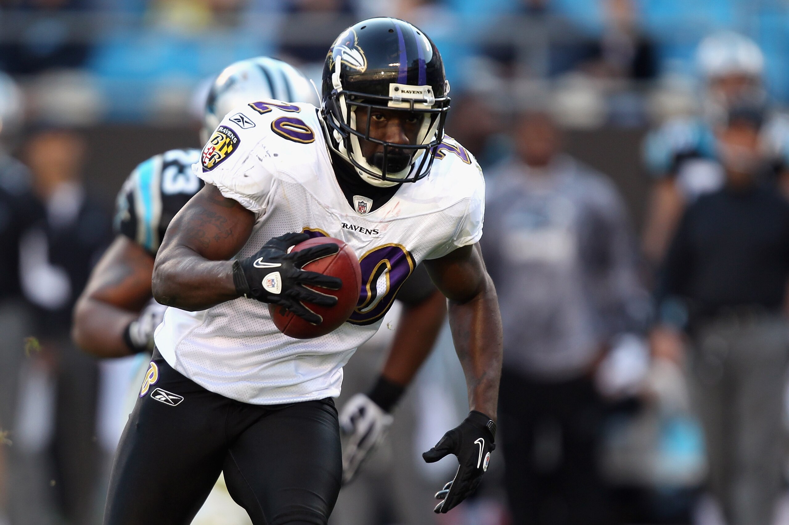 CHARLOTTE, NC - NOVEMBER 21: Ed Reed #20 of the Baltimore Ravens against the Carolina Panthers at Bank of America Stadium on November 21, 2010 in Charlotte, North Carolina. (Photo by Streeter Lecka/Getty Images) CHARLOTTE, NC - NOVEMBER 21: Ed Reed #20 of the Baltimore Ravens against the Carolina Panthers at Bank of America Stadium on November 21, 2010 in Charlotte, North Carolina. (Photo by Streeter Lecka/Getty Images)