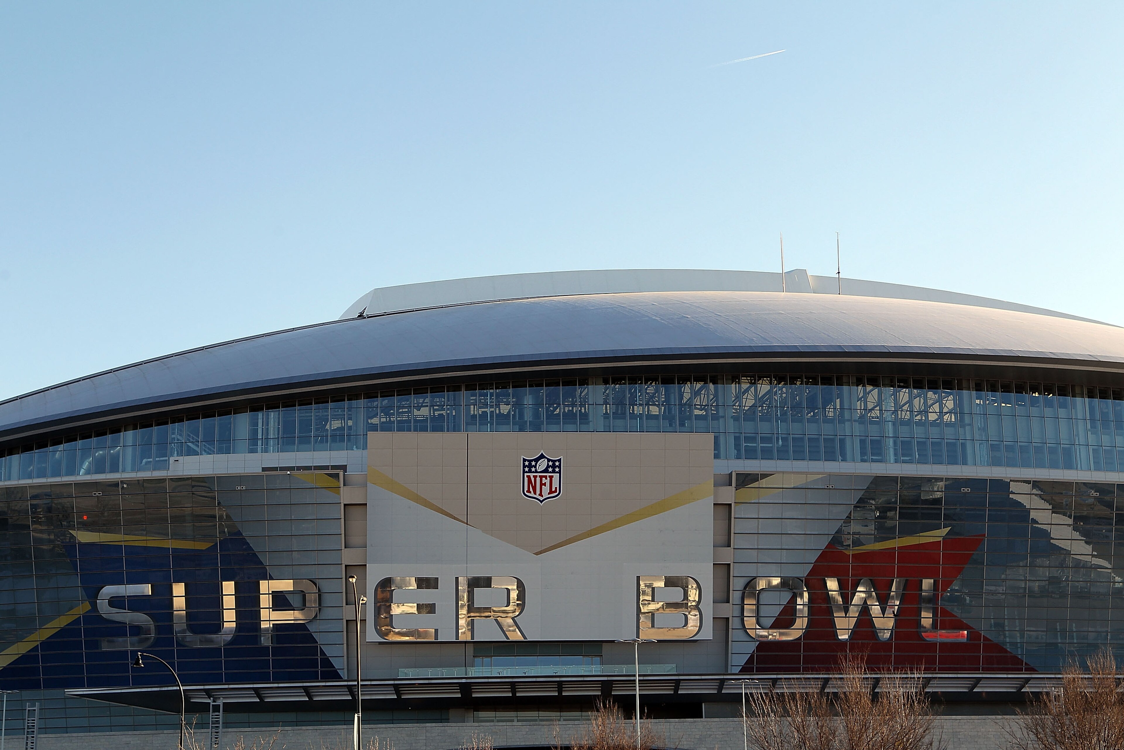 ARLINGTON, TX - JANUARY 27: A view of Cowboys Stadium on January27, 2011 in Arlington, Texas. Cowboys Stadium will host Super Bowl XLV on February 6, 2011 between the Pittsburgh Steelers and the Green Bay Packers in Dallas, Texas. (Photo by Ronald Mart ARLINGTON, TX - JANUARY 27: A view of Cowboys Stadium on January27, 2011 in Arlington, Texas. Cowboys Stadium will host Super Bowl XLV on February 6, 2011 between the Pittsburgh Steelers and the Green Bay Packers in Dallas, Texas. (Photo by Ronald Mart