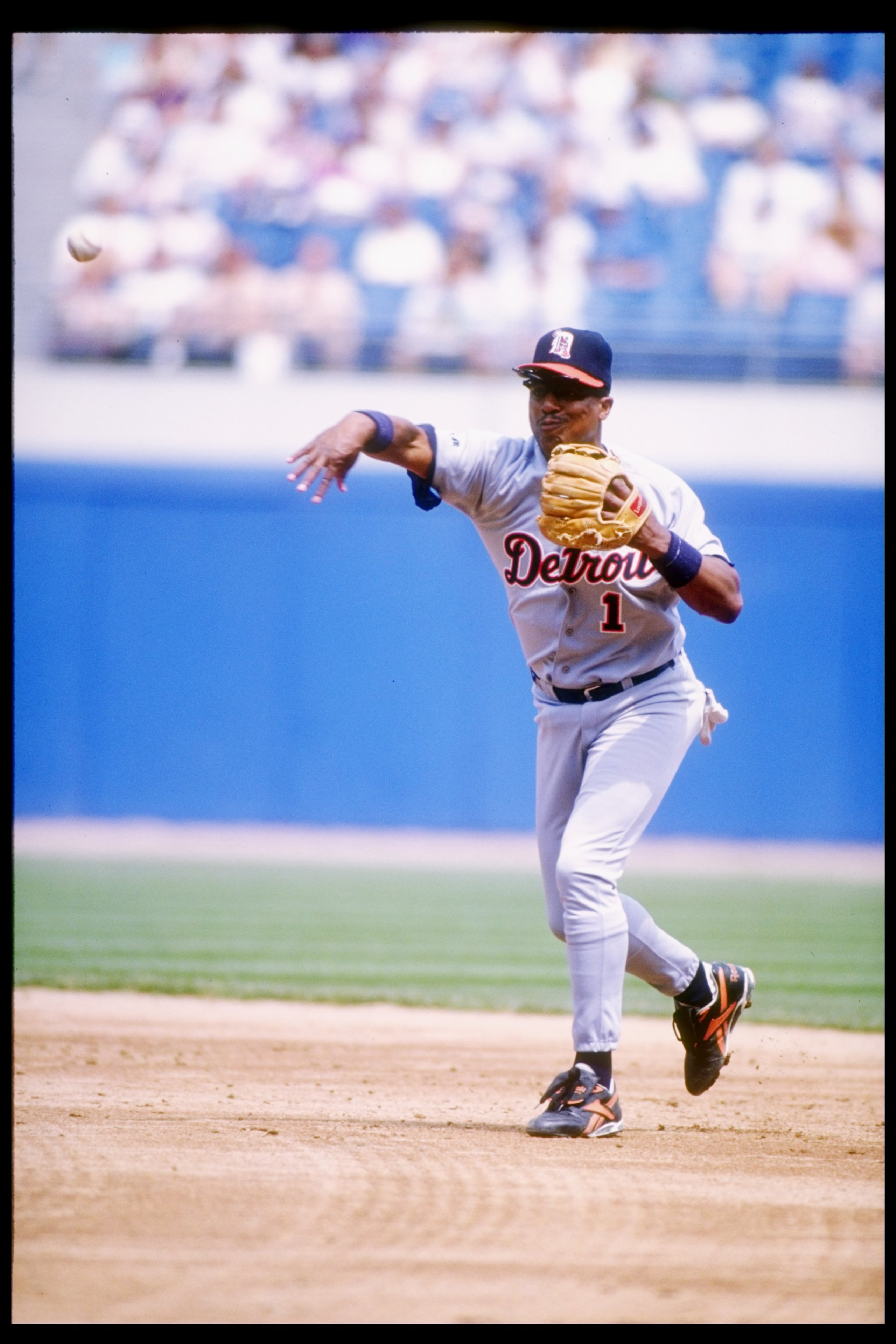 4 Jun 1995:  Second baseman Lou Whitaker of the Detroit Tigers throws the ball during a game against the Chicago White Sox at Comiskey Park in Chicago, Illinois.  The Tigers won the game, 8-5. Mandatory Credit: Jonathan Daniel  /Allsport