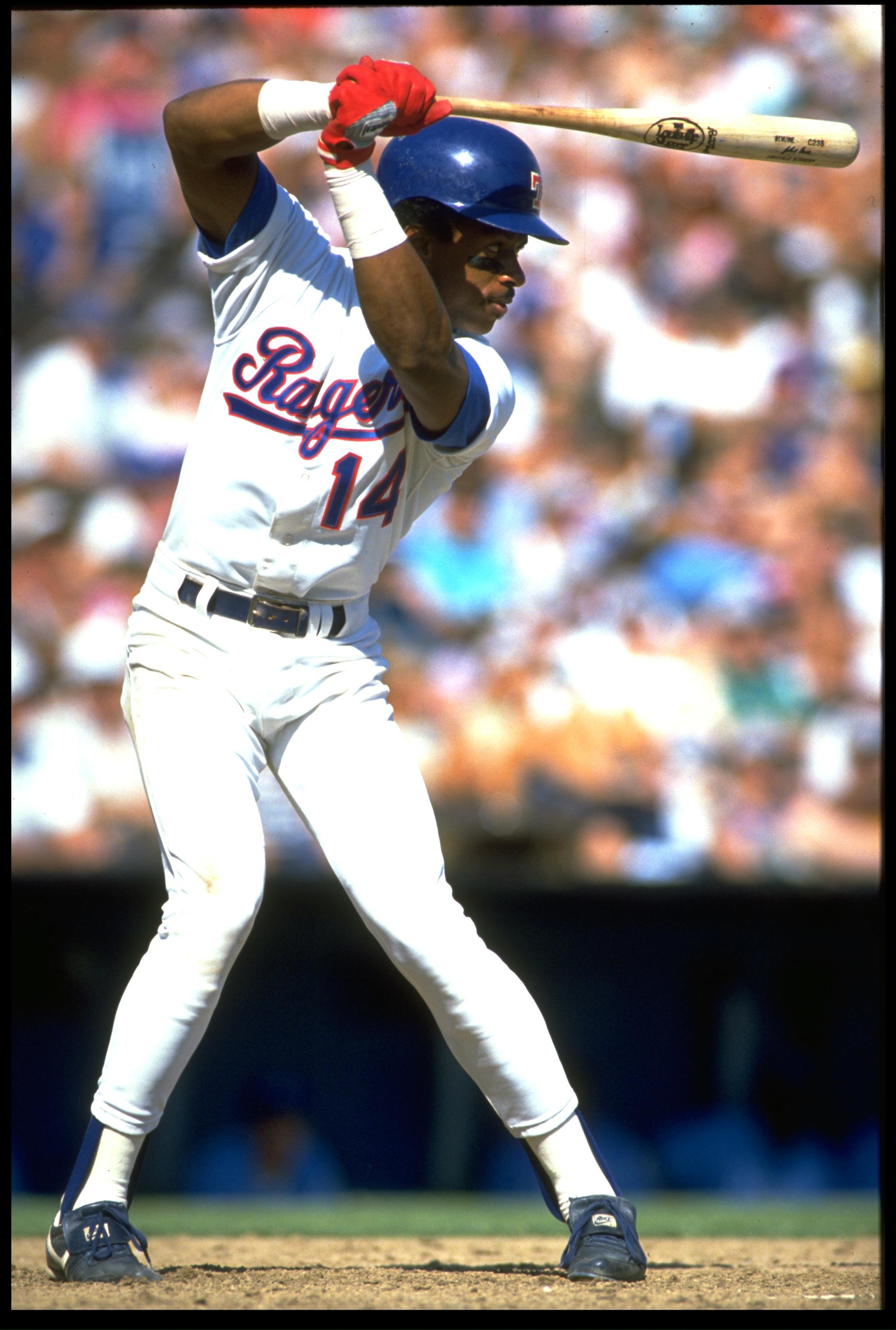 1989:  TEXAS RANGERS BATTER JULIO FRANCO AWAITS THE PITCH DURING THE RANGERS VERSUS OAKLAND A''S GAME AT TEXAS STADIUM IN ARLINGTON, TEXAS.  MANDATORY CREDIT:  JOE PATRONITE/ALLSPORT