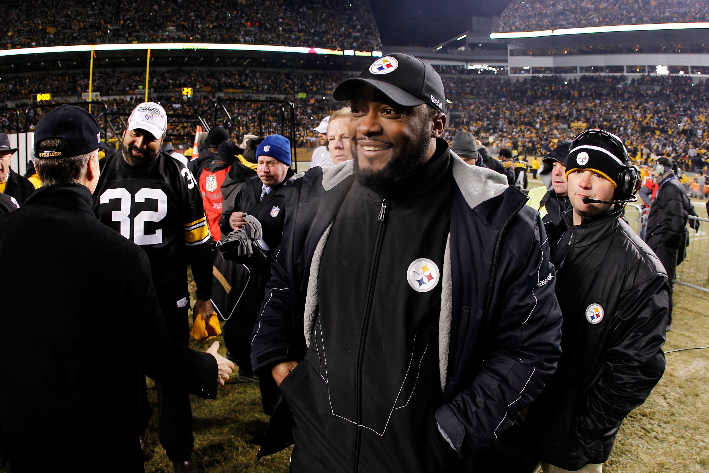 PITTSBURGH, PA - JANUARY 23:  Head coach Mike Tomlin of the Pittsburgh Steelers celebrates after the Steelers defeated the New York Jets 24 to 19 in the 2011 AFC Championship game at Heinz Field on January 23, 2011 in Pittsburgh, Pennsylvania.  (Photo by 