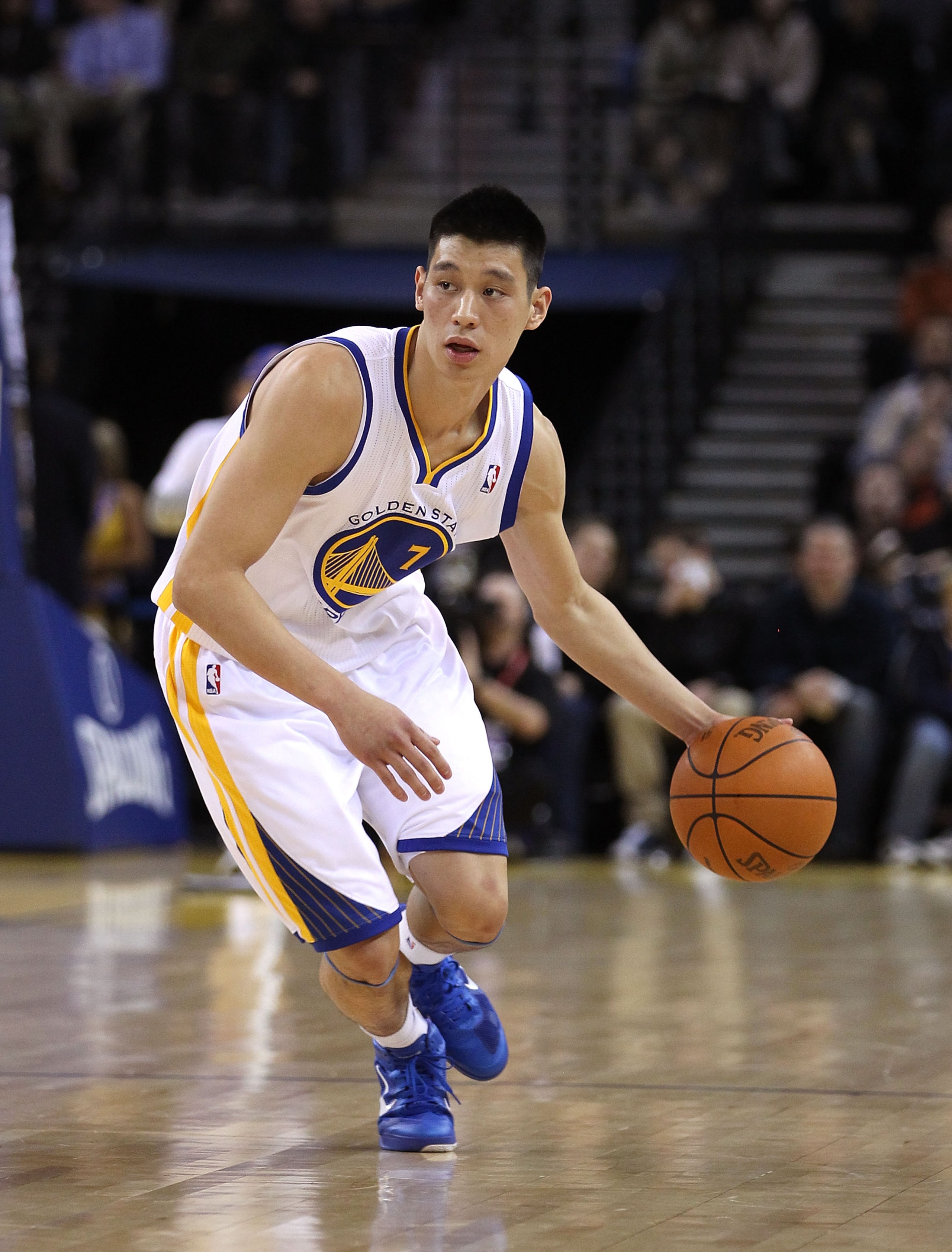 OAKLAND, CA - DECEMBER 20: Jeremy Lin #7 of the Golden State Warriors in action against the Houston Rockets at Oracle Arena on December 20, 2010 in Oakland, California. NOTE TO USER: User expressly acknowledges and agrees that, by downloading and or usin OAKLAND, CA - DECEMBER 20: Jeremy Lin #7 of the Golden State Warriors in action against the Houston Rockets at Oracle Arena on December 20, 2010 in Oakland, California. NOTE TO USER: User expressly acknowledges and agrees that, by downloading and or usin