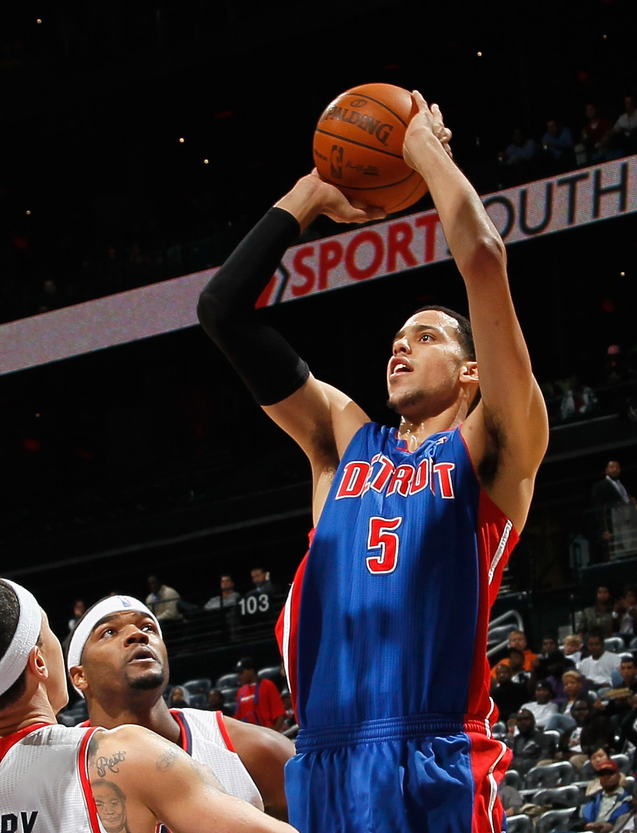 ATLANTA - NOVEMBER 03: Austin Daye #5 of the Detroit Pistons against the Atlanta Hawks at Philips Arena on November 3, 2010 in Atlanta, Georgia. NOTE TO USER: User expressly acknowledges and agrees that, by downloading and/or using this Photograph, User ATLANTA - NOVEMBER 03: Austin Daye #5 of the Detroit Pistons against the Atlanta Hawks at Philips Arena on November 3, 2010 in Atlanta, Georgia. NOTE TO USER: User expressly acknowledges and agrees that, by downloading and/or using this Photograph, User