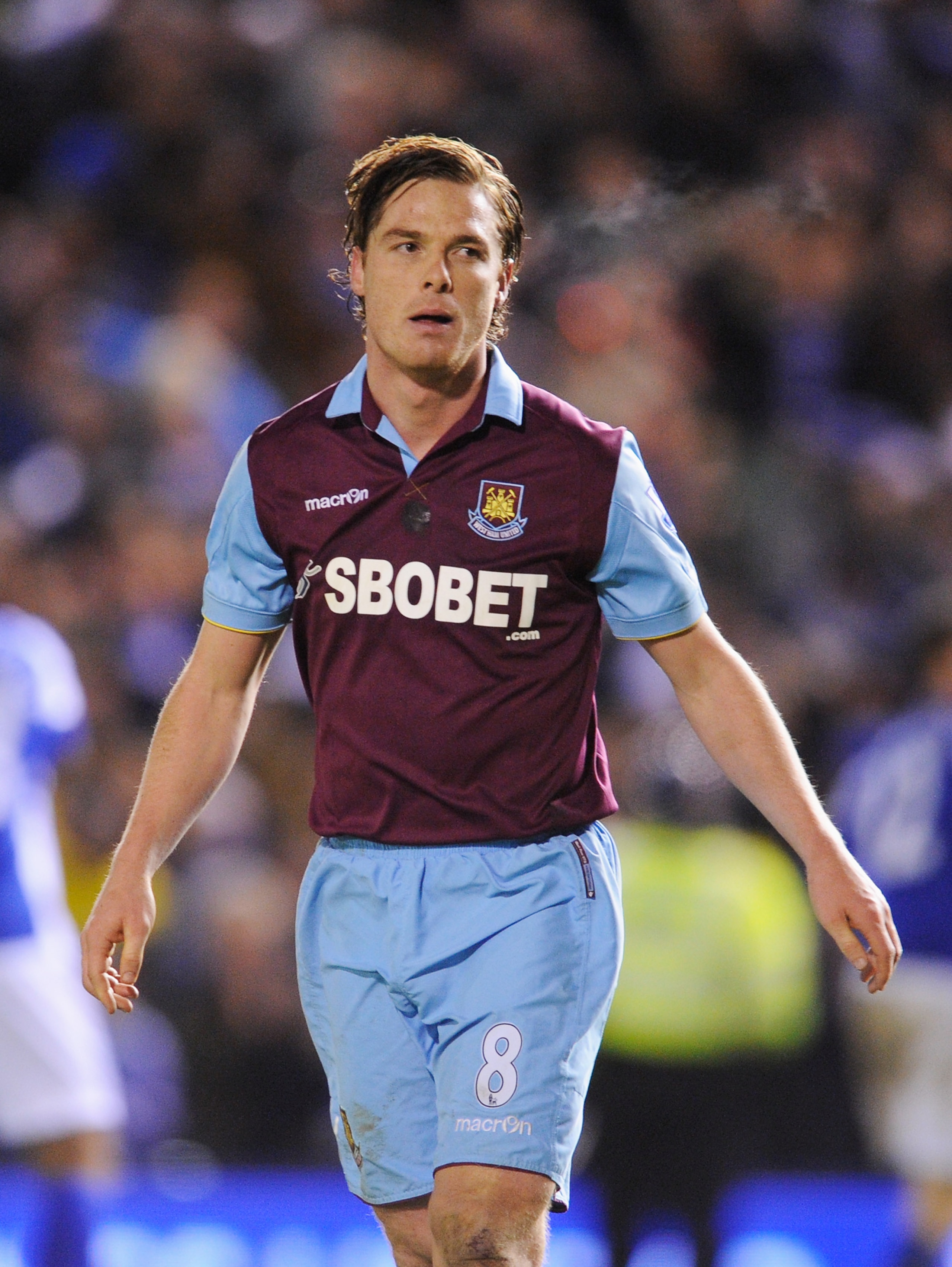 BIRMINGHAM, ENGLAND - JANUARY 26: Scott Parker of West Ham United looks dejected after the during the Carling Cup Semi Final Second Leg match between Birmingham City and West Ham United at St Andrews on January 26, 2011 in Birmingham, England. (Photo by BIRMINGHAM, ENGLAND - JANUARY 26: Scott Parker of West Ham United looks dejected after the during the Carling Cup Semi Final Second Leg match between Birmingham City and West Ham United at St Andrews on January 26, 2011 in Birmingham, England. (Photo by