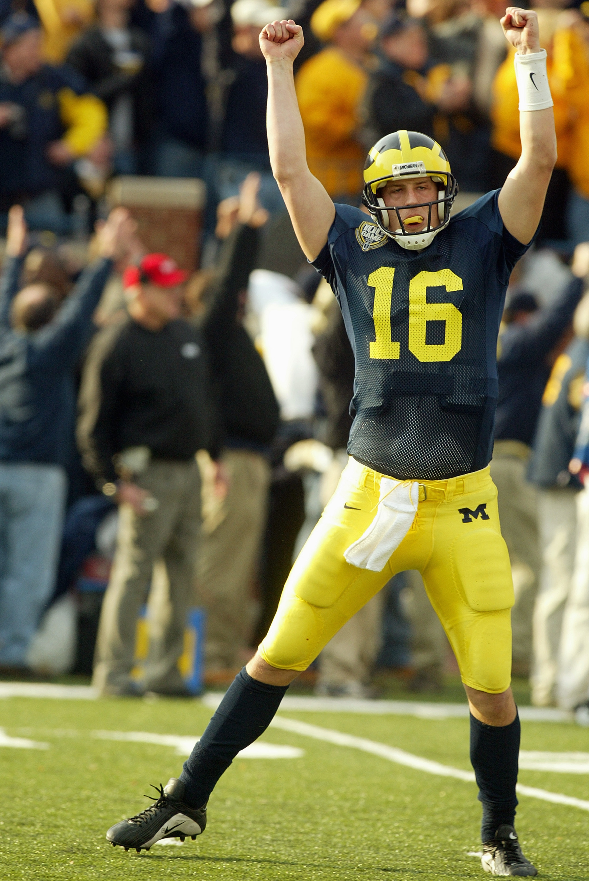 Drew Brees and the 15 Greatest Quarterbacks in Big Ten History