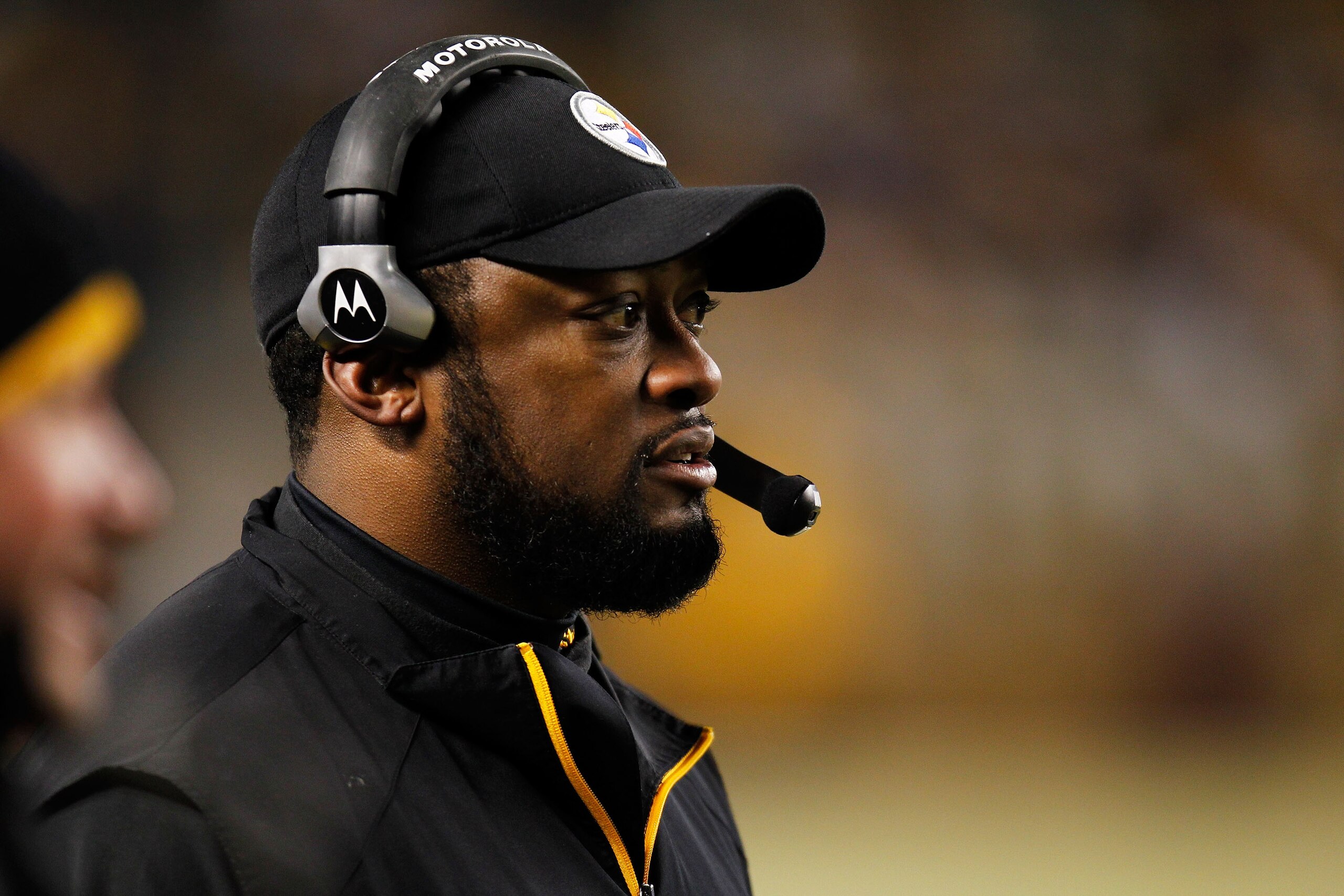 PITTSBURGH, PA - JANUARY 23:  Head coach Mike Tomlin of the Pittsburgh Steelers looks on against the New York Jets during the 2011 AFC Championship game at Heinz Field on January 23, 2011 in Pittsburgh, Pennsylvania.  (Photo by Gregory Shamus/Getty Images