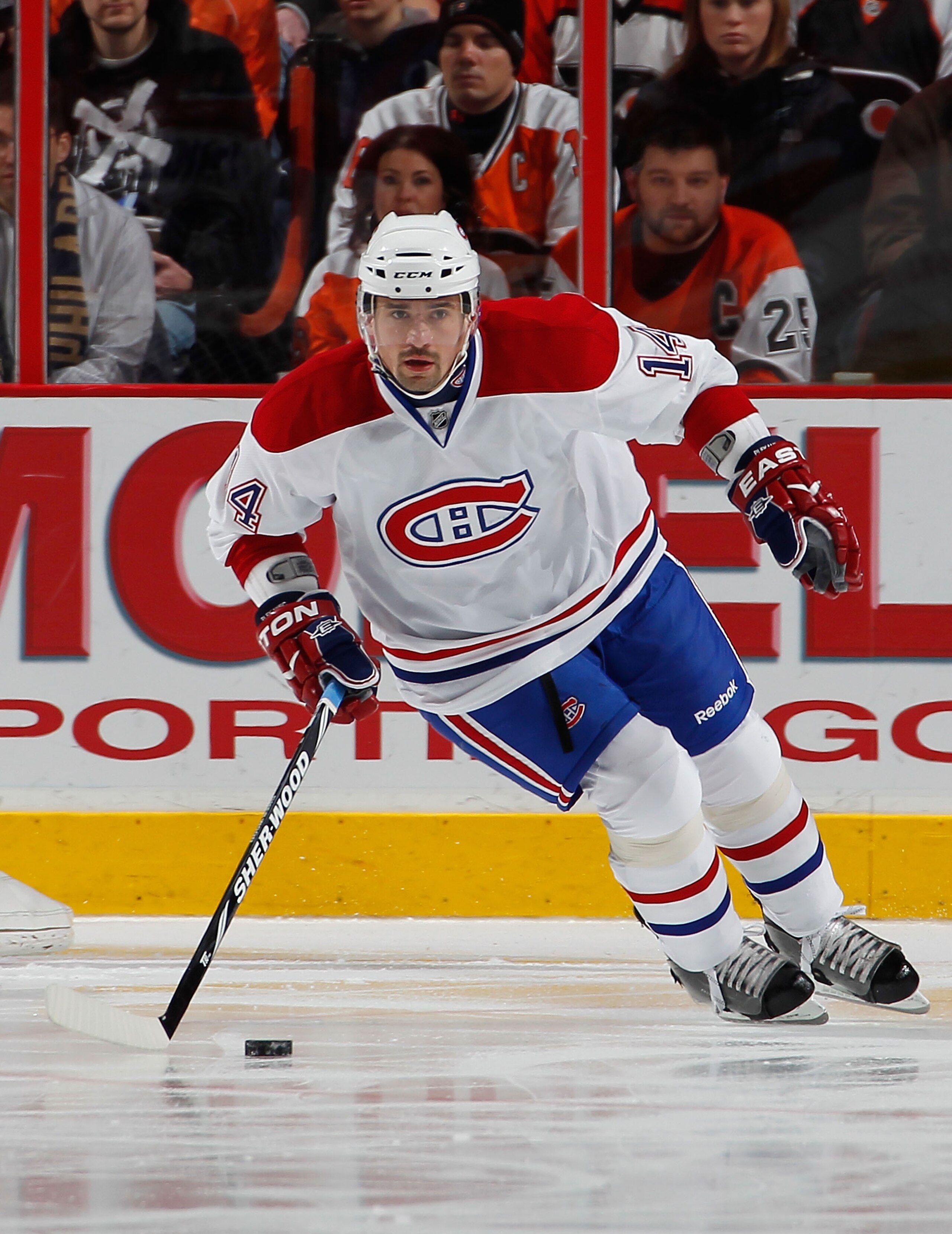 PHILADELPHIA, PA - JANUARY 25:  Tomas Plekanec #14 of the Montreal Canadiens skates in an NHL hockey game against the Philadelphia Flyers at the Wells Fargo Center on January 25, 2011 in Philadelphia, Pennsylvania.  (Photo by Paul Bereswill/Getty Images)