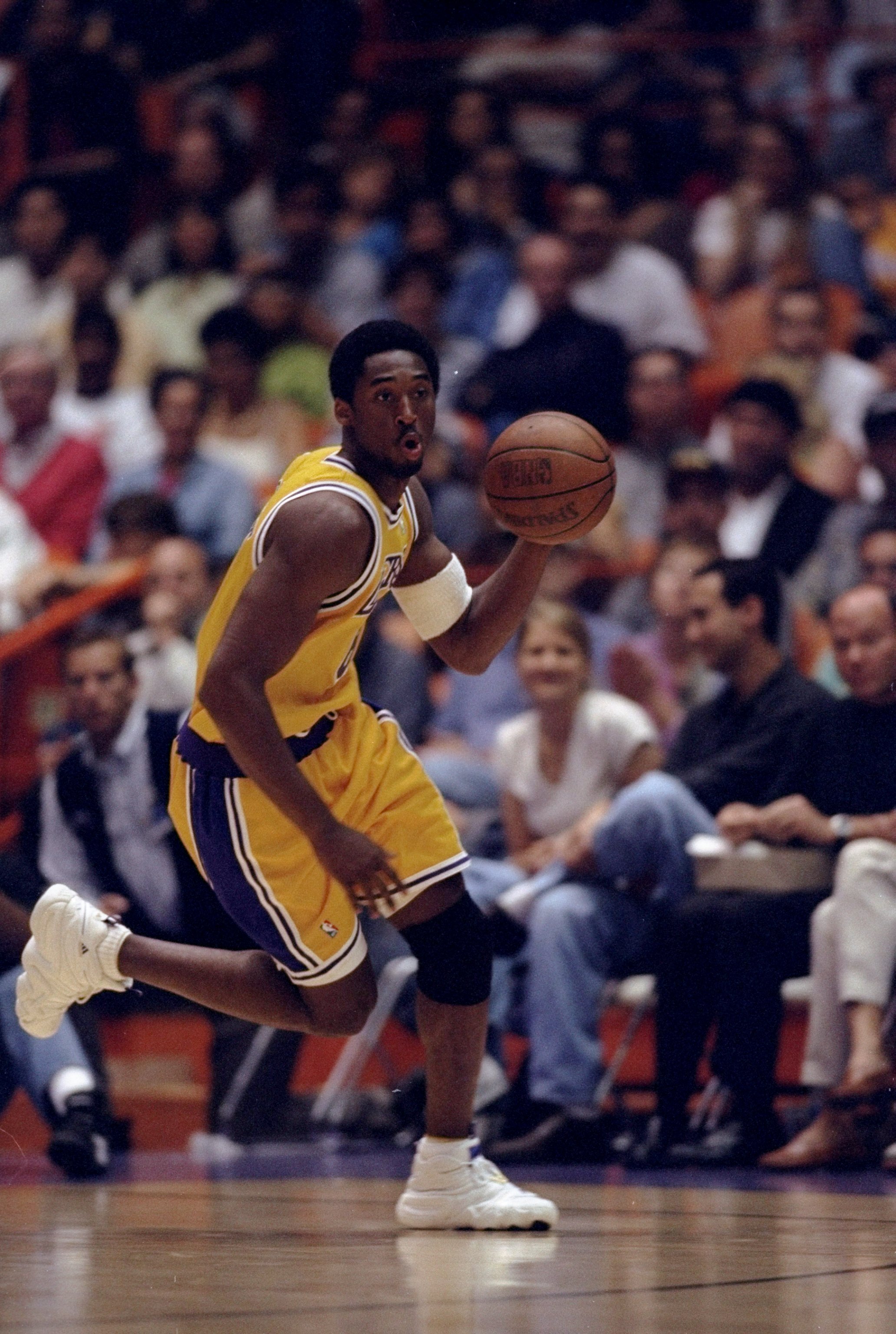 26 Apr 1998: Guard Kobe Bryant of the Los Angeles Lakers in action against the Portland Trail Blazers during an NBA playoff game at the Great Western Forum in Inglewod, California. The Lakers defeated the Trail Blazers 109-98.