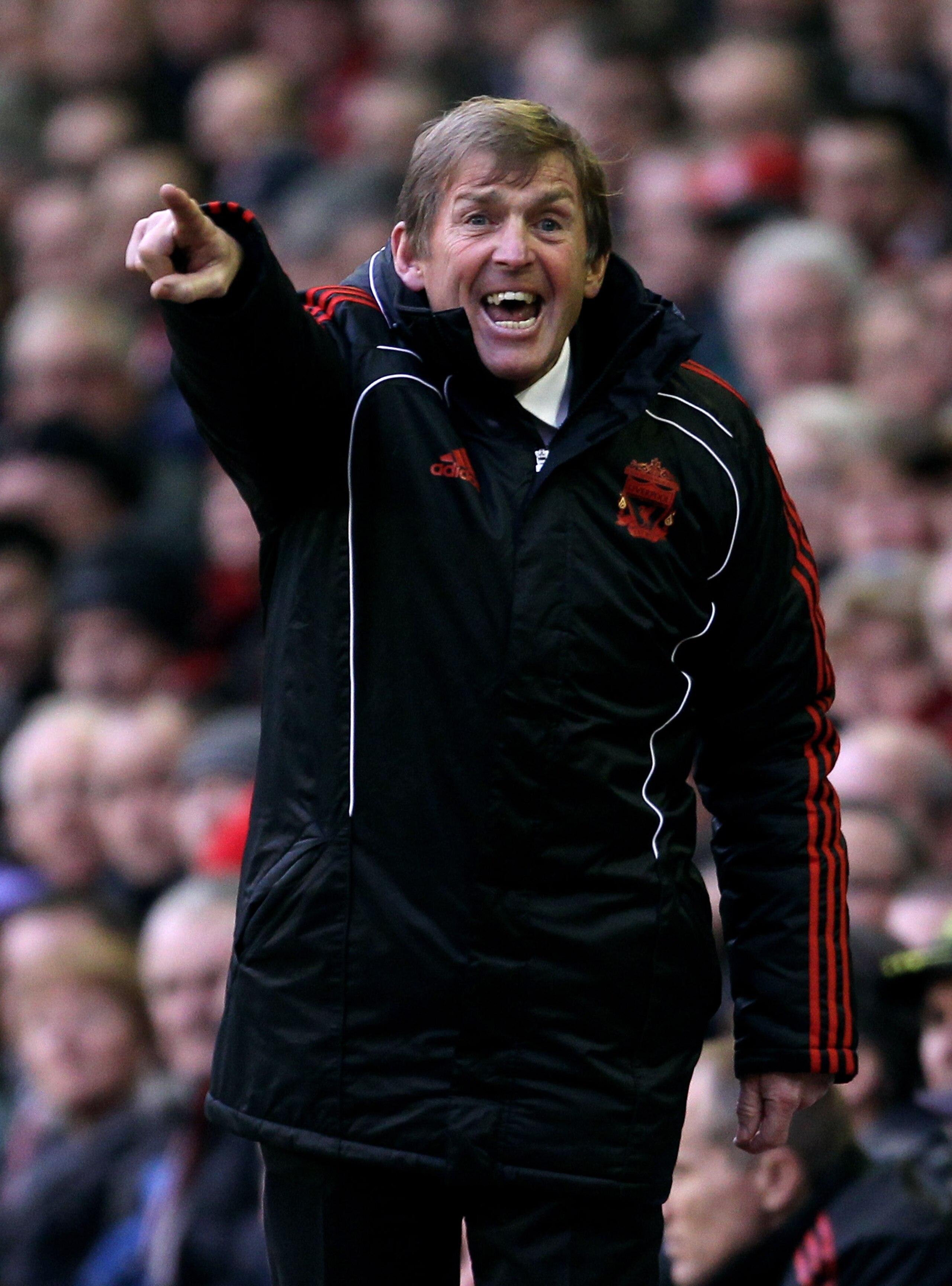 LIVERPOOL, ENGLAND - JANUARY 16: Liverpool Manager Kenny Dalglish issues instructions during the Barclays Premier League match between Liverpool and Everton at Anfield on January 16, 2011 in Liverpool, England. (Photo by Alex Livesey/Getty Images) LIVERPOOL, ENGLAND - JANUARY 16: Liverpool Manager Kenny Dalglish issues instructions during the Barclays Premier League match between Liverpool and Everton at Anfield on January 16, 2011 in Liverpool, England. (Photo by Alex Livesey/Getty Images)