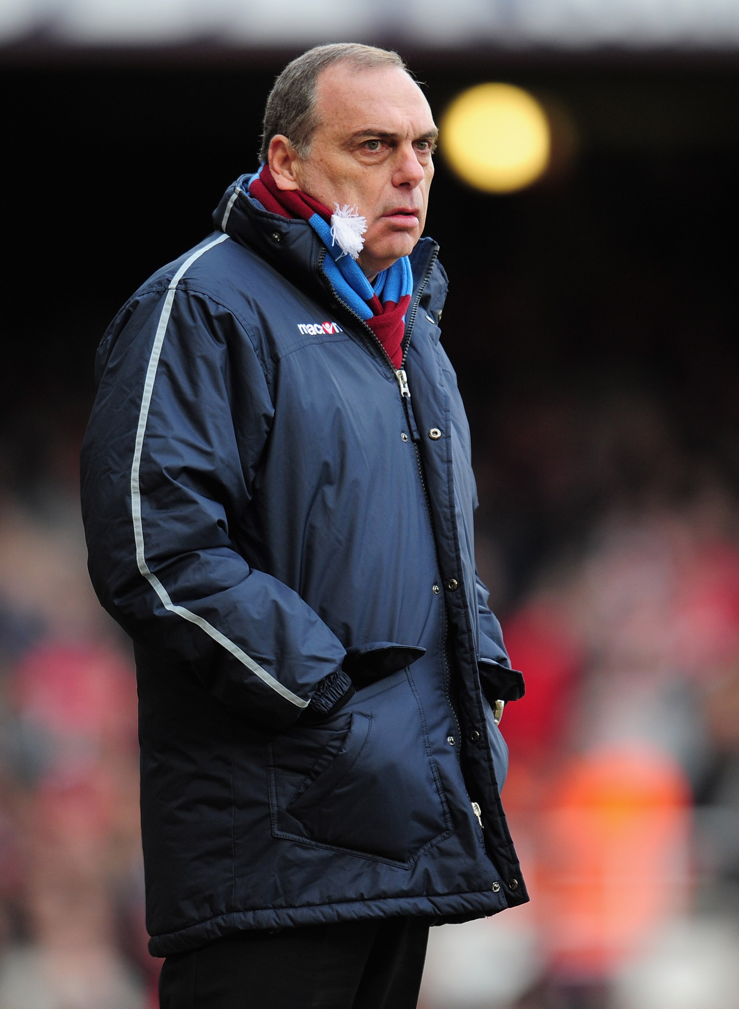 LONDON, ENGLAND - JANUARY 30: West Ham United manager Avram Grant looks on during the FA Cup sponsored by E.O.N 4th Round match between West Ham United and Nottingham Forest at the Boleyn Ground on January 30, 2011 in London, England. (Photo by Shaun Bo LONDON, ENGLAND - JANUARY 30: West Ham United manager Avram Grant looks on during the FA Cup sponsored by E.O.N 4th Round match between West Ham United and Nottingham Forest at the Boleyn Ground on January 30, 2011 in London, England. (Photo by Shaun Bo