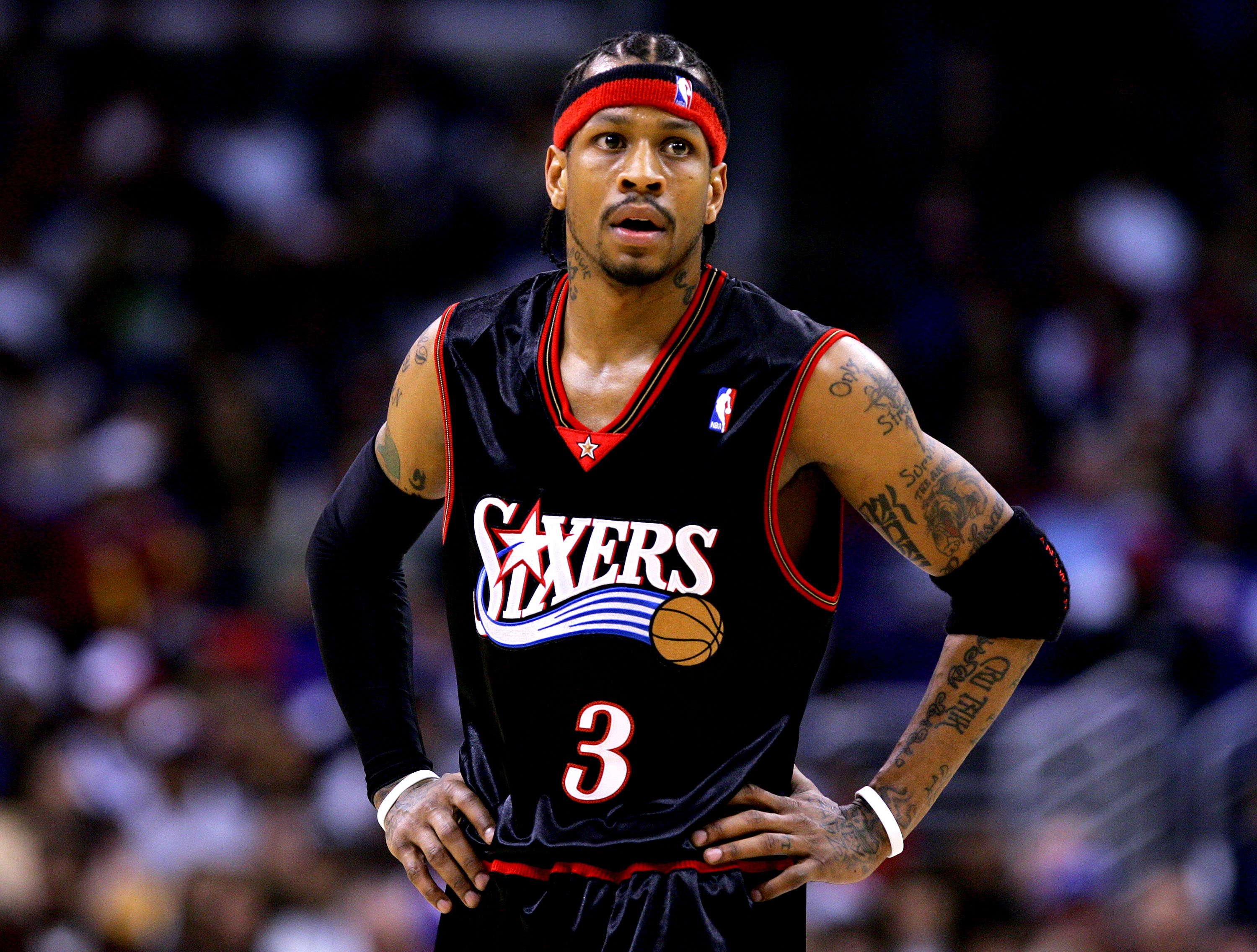 LOS ANGELES - JANUUARY 2:  Allen Iverson #3 of the Philadelphia 76ers stands on the court during the game against the Los Angeles Clippers on January 2, 2005 at Staples Center in Los Angeles, California. NOTE TO USER: User expressly acknowledges and agree