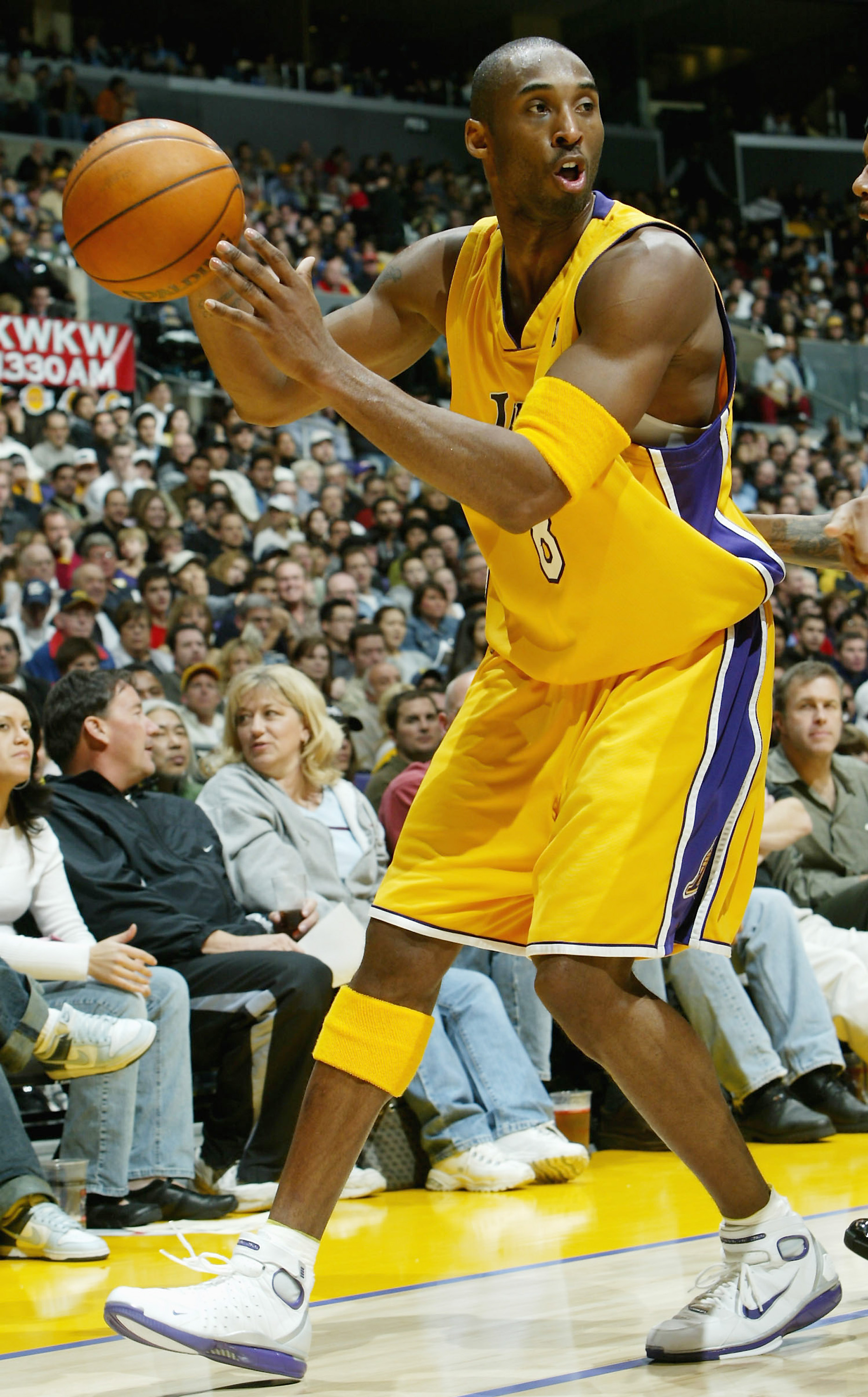 LOS ANGELES - DECEMBER 28: Kobe Bryant #8 of the Los Angeles Lakers looks to move the ball against the Toronto Raptors on December 28, 2004 at Staples Center in Los Angeles, California. The Lakers won 117-99.  NOTE TO USER: User expressly acknowledges and