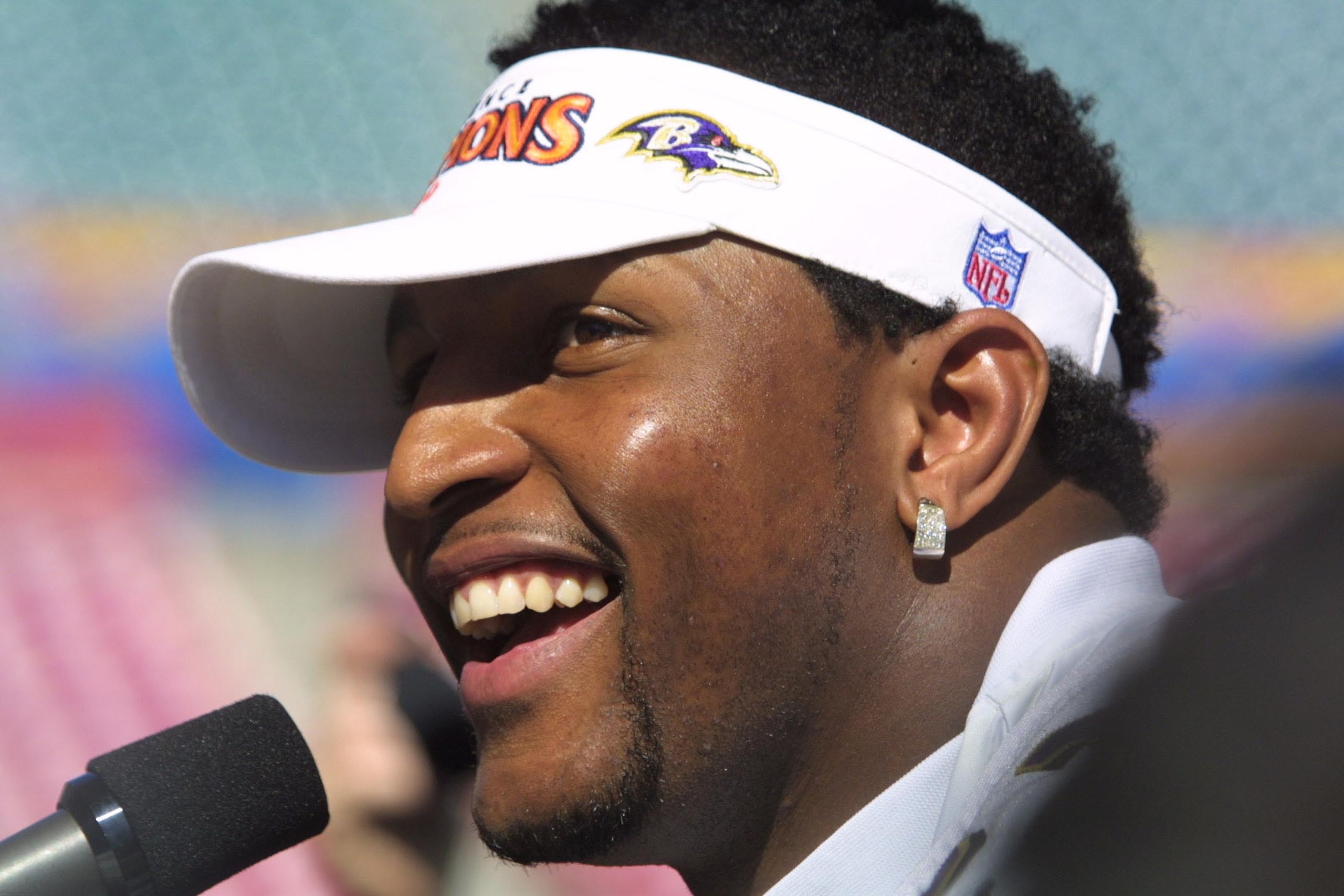 23 Jan 2001:  Ray Lewis #52 of the Baltimore Ravens talks with the media during Media Day at Raymond James Stadium in Tampa , Florida the sight of Super Bowl XXXV.  The New York Giants play the Baltimore Ravens on January 28, 2001. Mandatory Credit: Andy