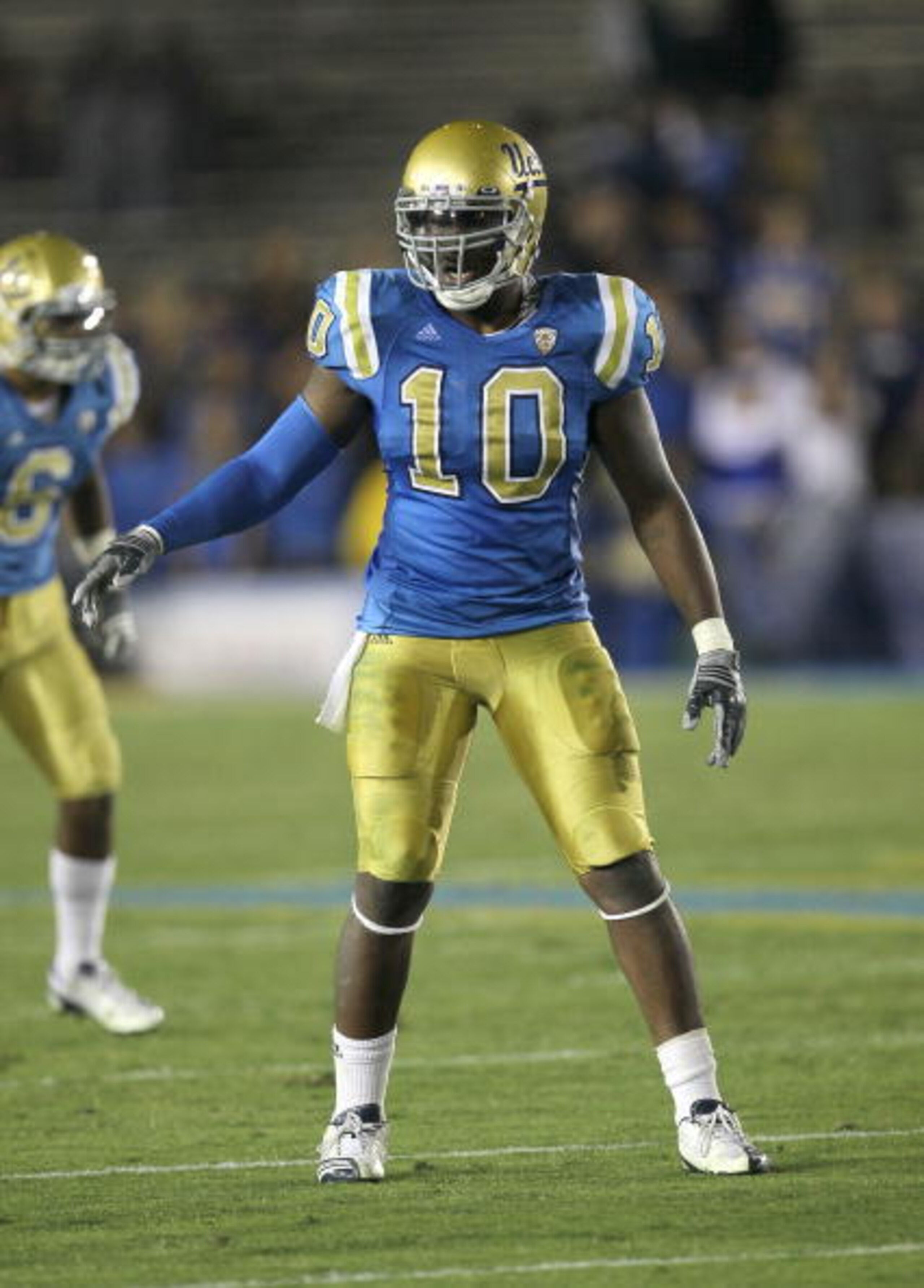 PASADENA, CA - SEPTEMBER 18: Linebacker Akeem Ayers #10 of the UCLA Bruins in the game with the Houston Cougars at the Rose Bowl on September 18, 2010 in Pasadena, California. UCLA won 31-13. (Photo by Stephen Dunn/Getty Images) PASADENA, CA - SEPTEMBER 18: Linebacker Akeem Ayers #10 of the UCLA Bruins in the game with the Houston Cougars at the Rose Bowl on September 18, 2010 in Pasadena, California. UCLA won 31-13. (Photo by Stephen Dunn/Getty Images)