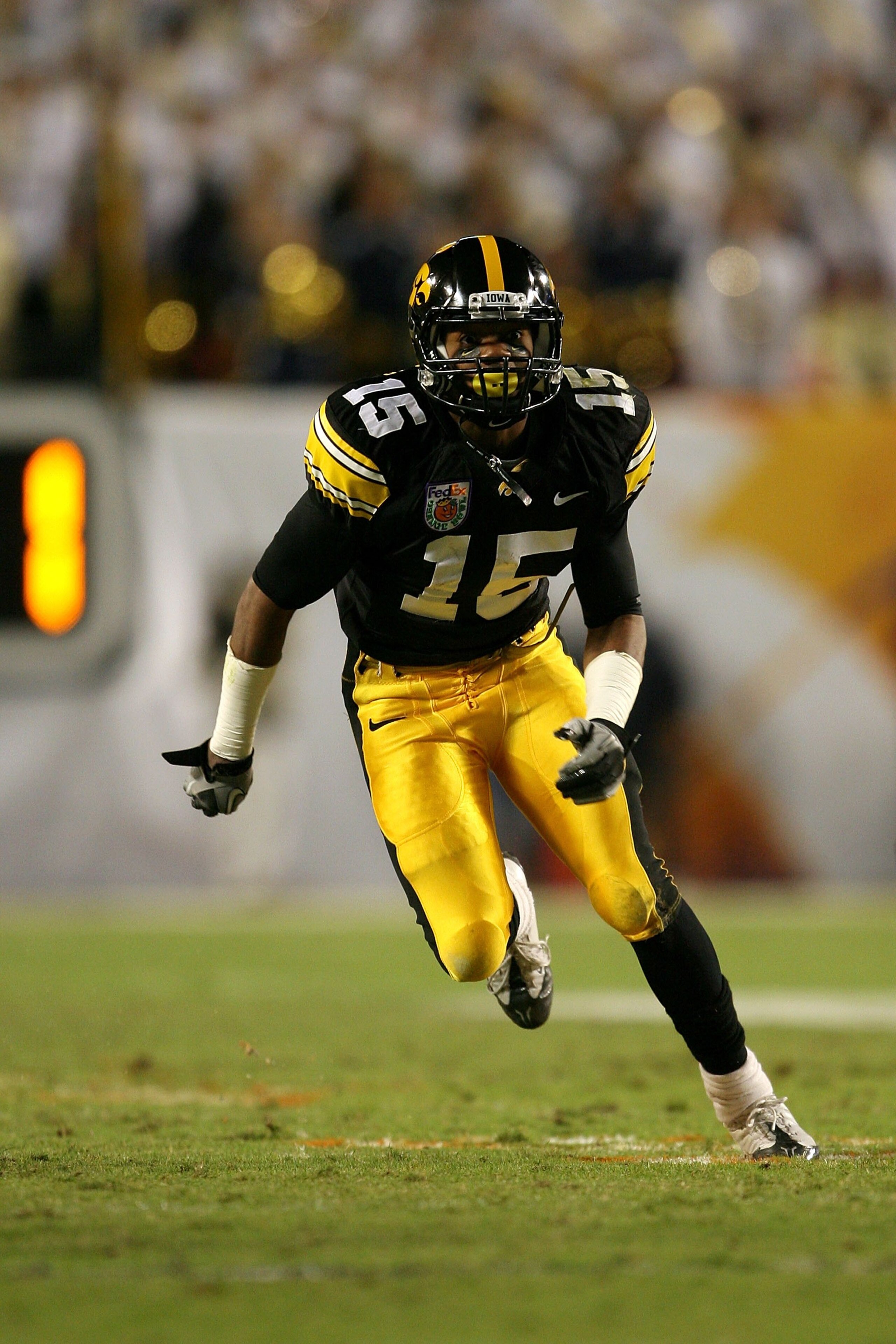 MIAMI GARDENS, FL - JANUARY 05:  Wide receiver Derrell Johnson-Koulianos #15 of the Iowa Hawkeyes runs a pattern on offensie against the Georgia Tech Yellow Jackets during the FedEx Orange Bowl at Land Shark Stadium on January 5, 2010 in Miami Gardens, Fl