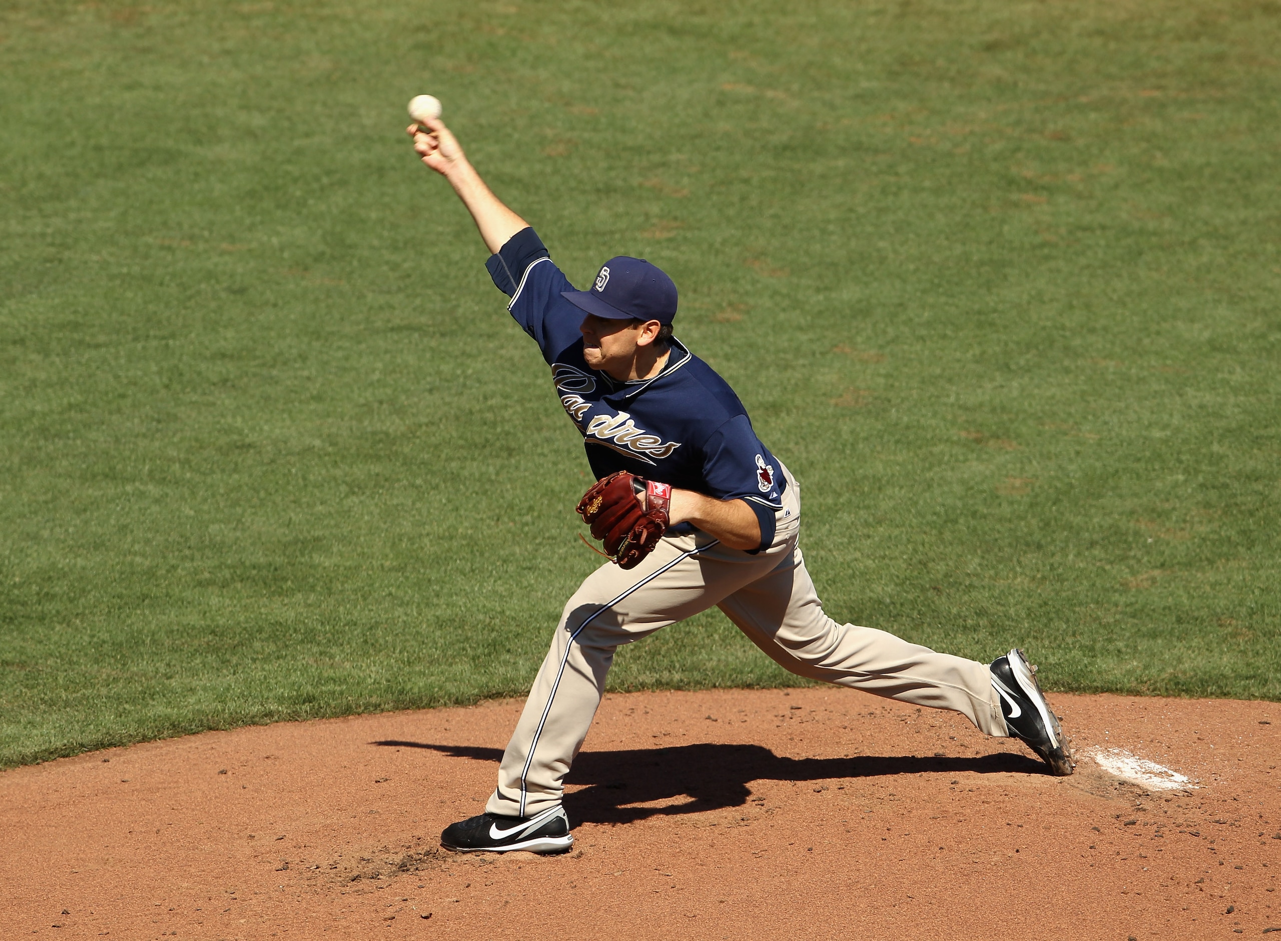 SAN FRANCISCO - OCTOBER 02:  Tim Stauffer #46 of the San Diego Padres pitches against the San Francisco Giants at AT&T Park on October 2, 2010 in San Francisco, California.  (Photo by Ezra Shaw/Getty Images)