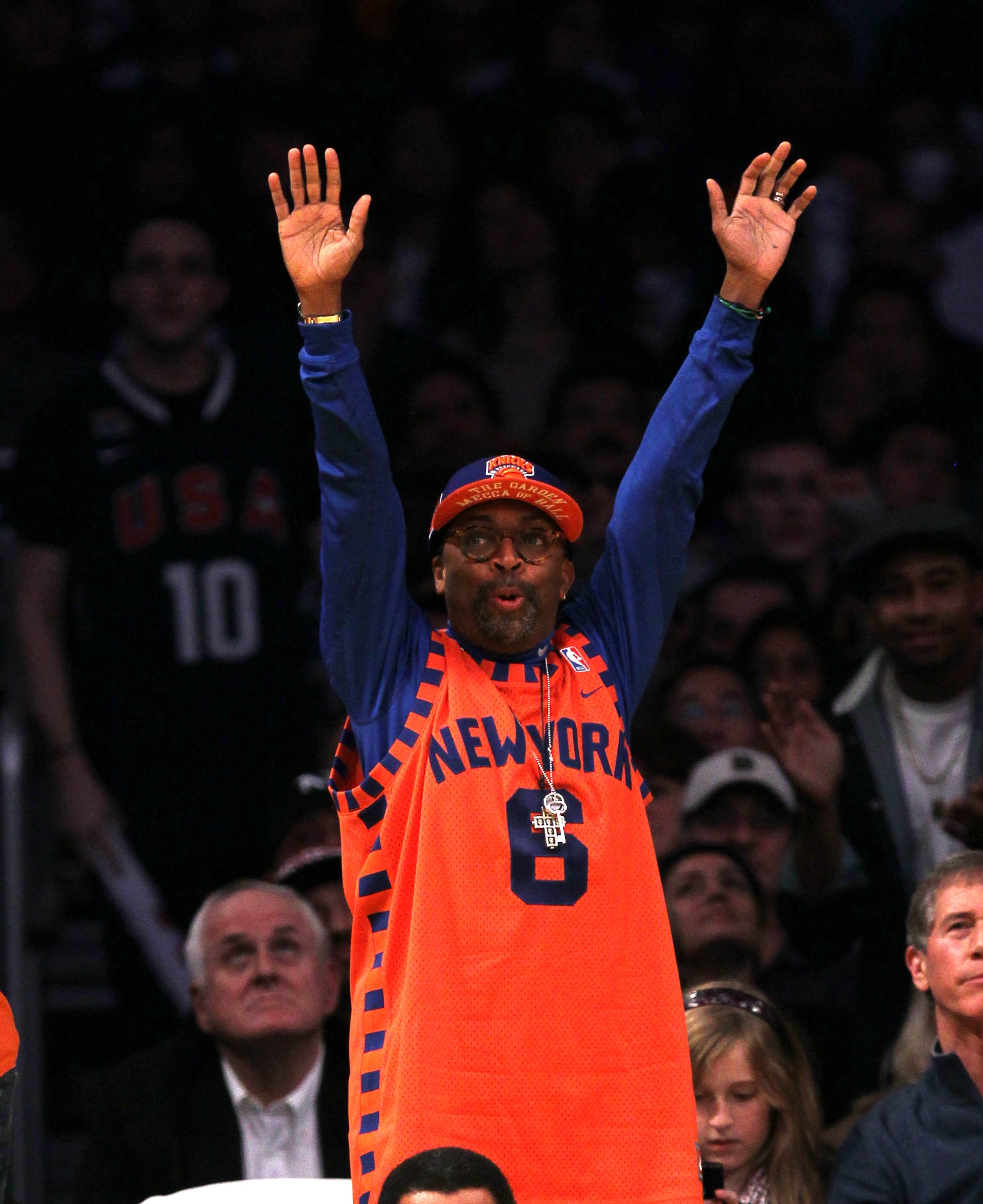 LOS ANGELES, CA - JANUARY 09:  Film maker Spike Lee cheers for the New York Knicks against the Los Angeles Lakers at Staples Center on January 9, 2011 in Los Angeles, California. The Lakers won 109-87.  NOTE TO USER: User expressly acknowledges and agrees