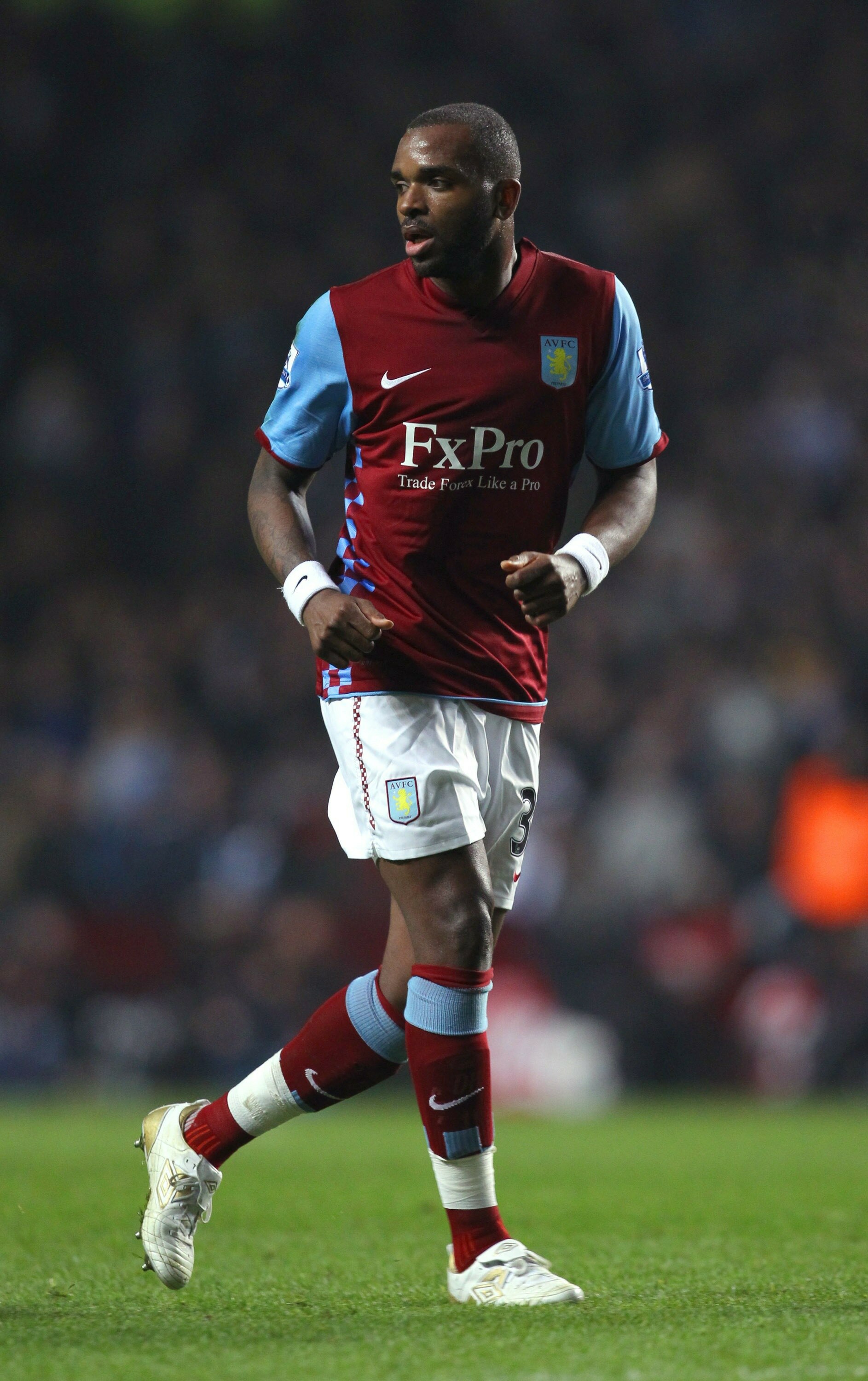 BIRMINGHAM, ENGLAND - JANUARY 22:  Darren Bent of Aston Villa in action on his debut during the Barclays Premier League match between Aston Villa and Manchester City at Villa Park on January 22, 2011 in Birmingham, England.  (Photo by Ian Walton/Getty Ima