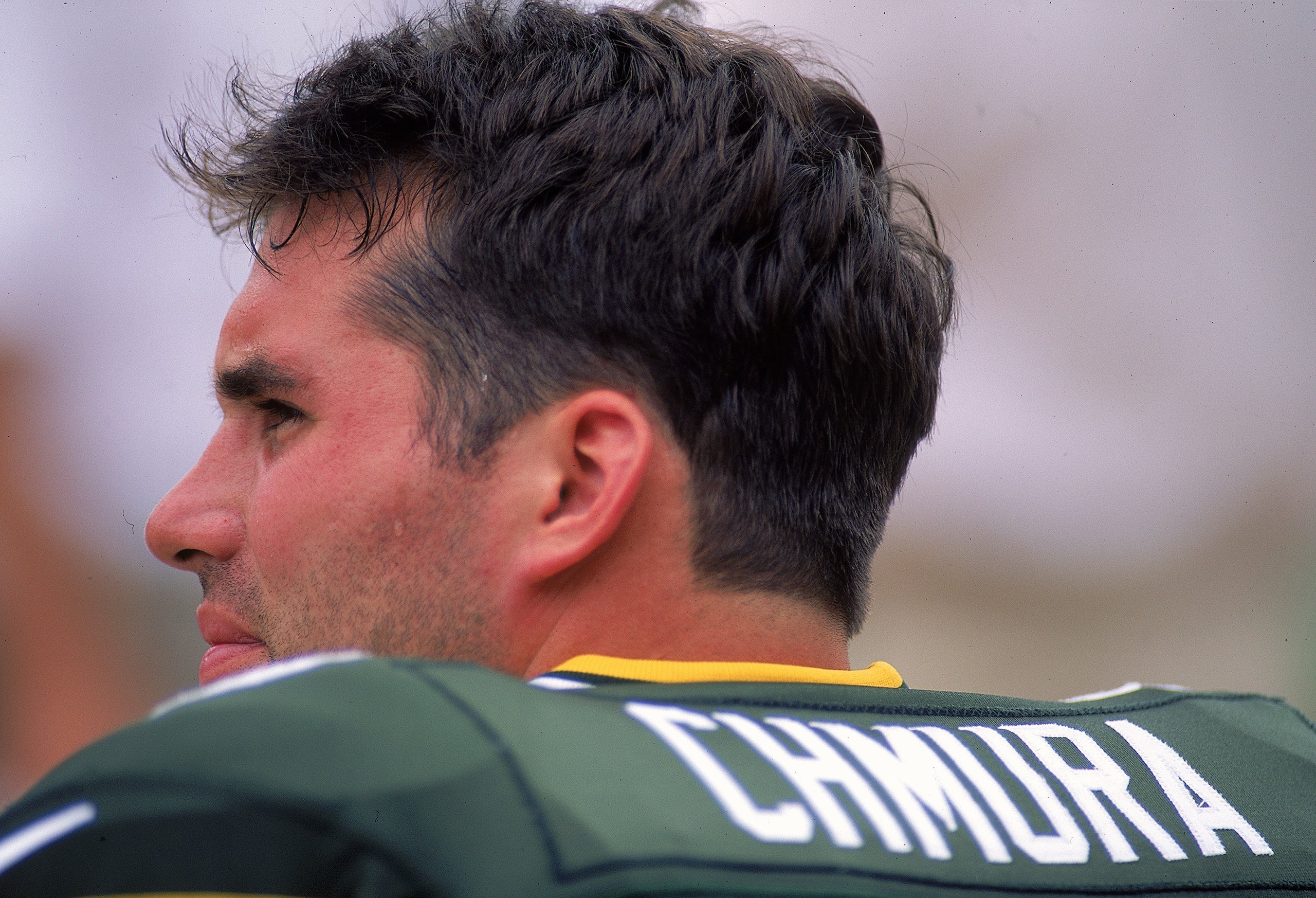14 Sep 1997: Mark Chmura #89 of the Green Bay Packers looks on the field during a game against the Miami Dolphins at the Lambeau Field in Green Bay, Wisconsin. The Packers defeated the Dolphins 23-18.