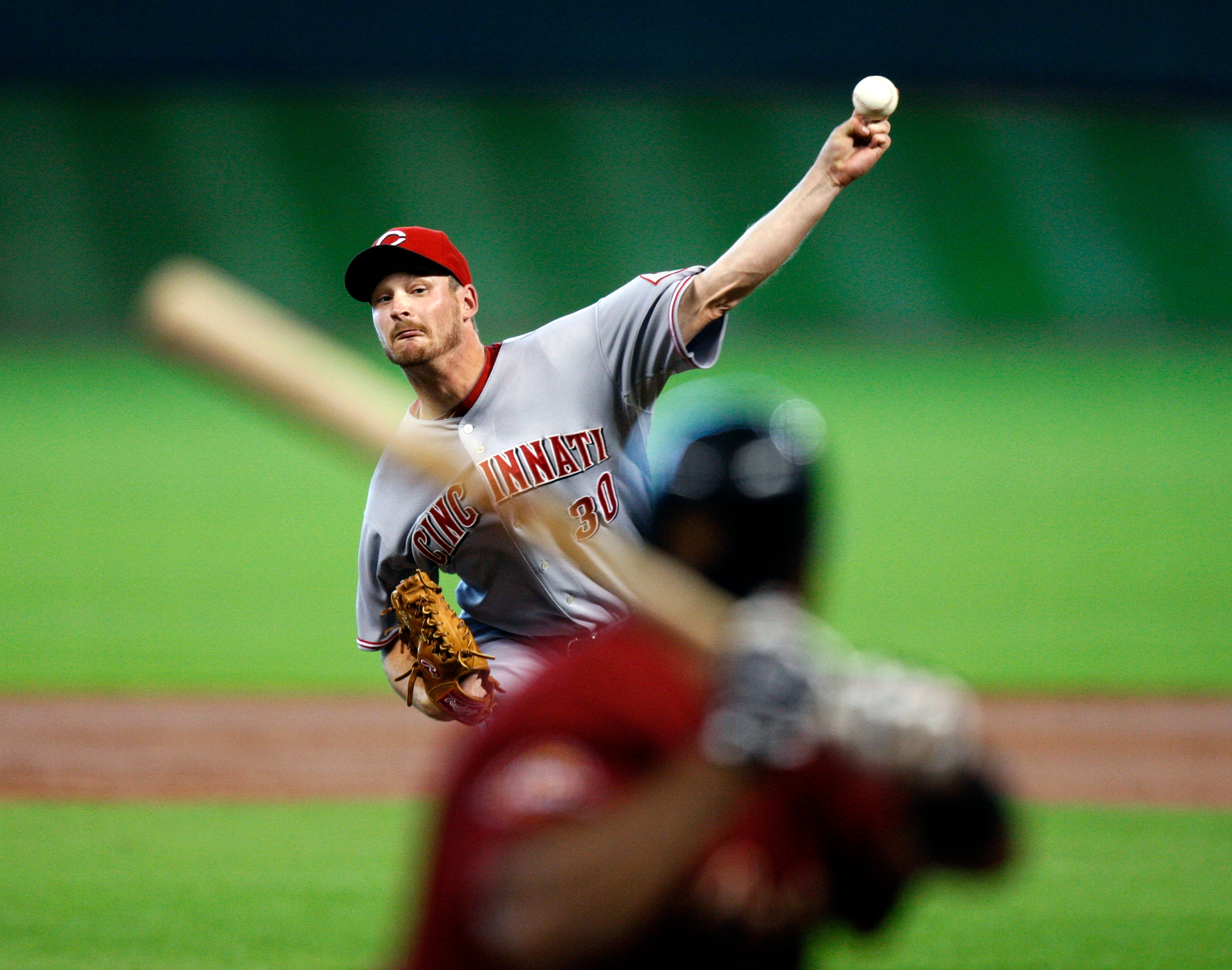 HOUSTON - SEPTEMBER 19:  Pitcher Travis Wood #30 of the Cincinnatti Reds throws against the Houston Astros at Minute Maid Park on September 19, 2010 in Houston, Texas.  (Photo by Bob Levey/Getty Images)