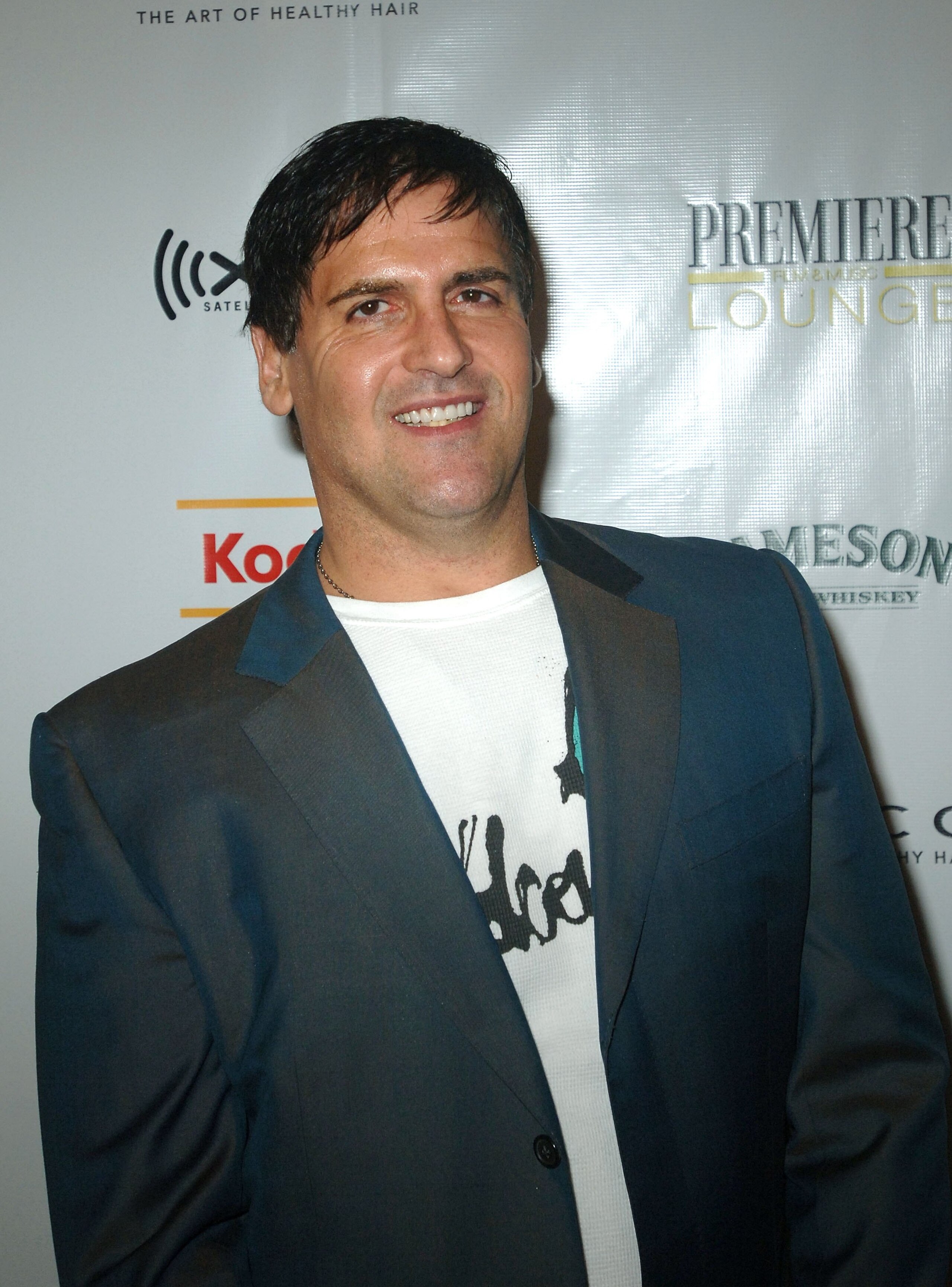 TORONTO - SEPTEMBER 11:  Media mogul Mark Cuban attends the HDNET world premiere party for the film 'Fay Grim' held at the Premiere Film & Music Lounge on September 11, 2006 in Toronto, Canada.  (Photo by Darryl James/Getty Images)
