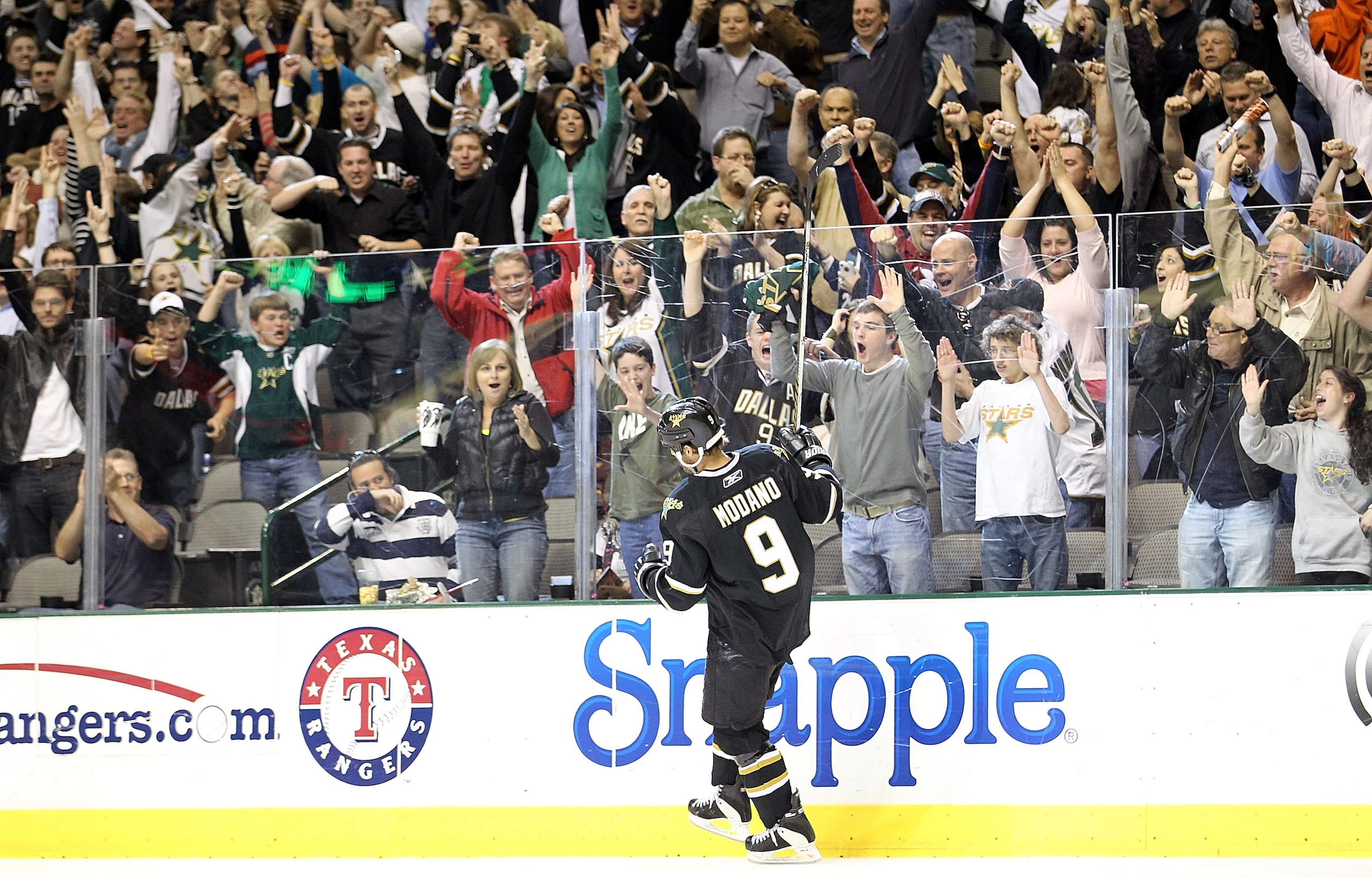 DALLAS - APRIL 08: Center Mike Modano #9 of the Dallas Stars celebrate after scoring a goal during a shootout against the Anaheim Ducks at American Airlines Center on April 8, 2010 in Dallas, Texas. (Photo by Ronald Martinez/Getty Images) DALLAS - APRIL 08: Center Mike Modano #9 of the Dallas Stars celebrate after scoring a goal during a shootout against the Anaheim Ducks at American Airlines Center on April 8, 2010 in Dallas, Texas. (Photo by Ronald Martinez/Getty Images)