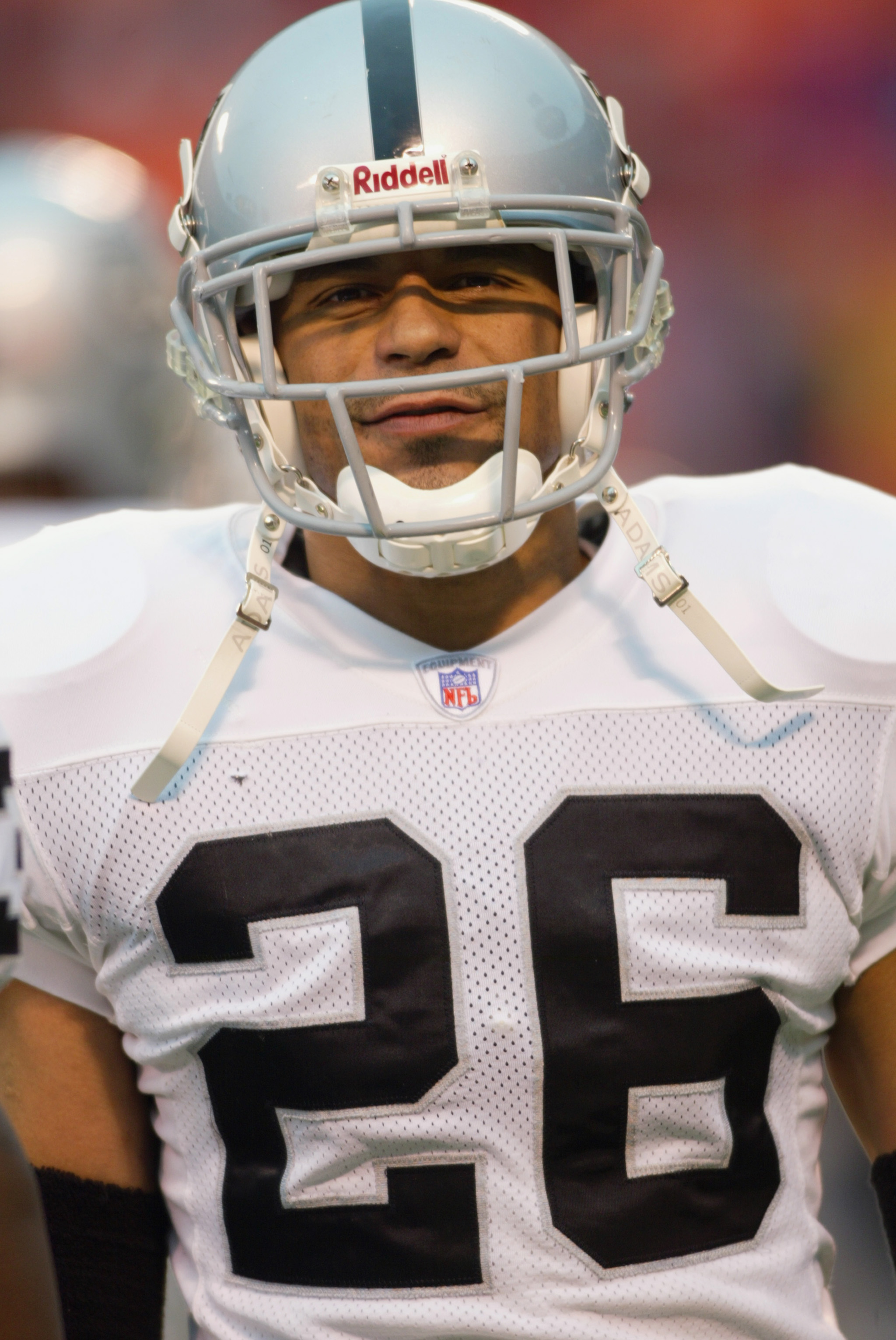 KANSAS CITY, MO - NOVEMBER 23:  Rod Woodson #26 of the Oakland Raiders looks on before the game against the Kansas City Chiefs on November 23, 2003 at Arrowhead Stadium in Kansas City, Missouri.  The Chiefs defeated the Raiders 27-24.  (Photo by Jamie Squ